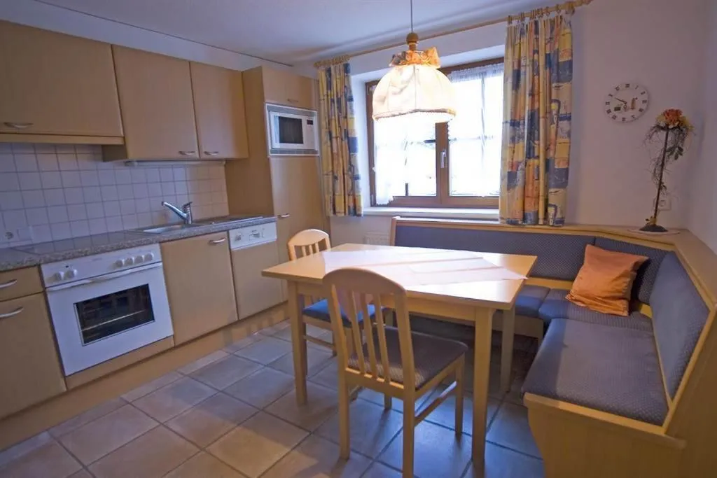 Kitchen or kitchenette in Gasthaus Muntafuner Stöbli