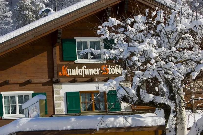 Property building in Gasthaus Muntafuner Stöbli