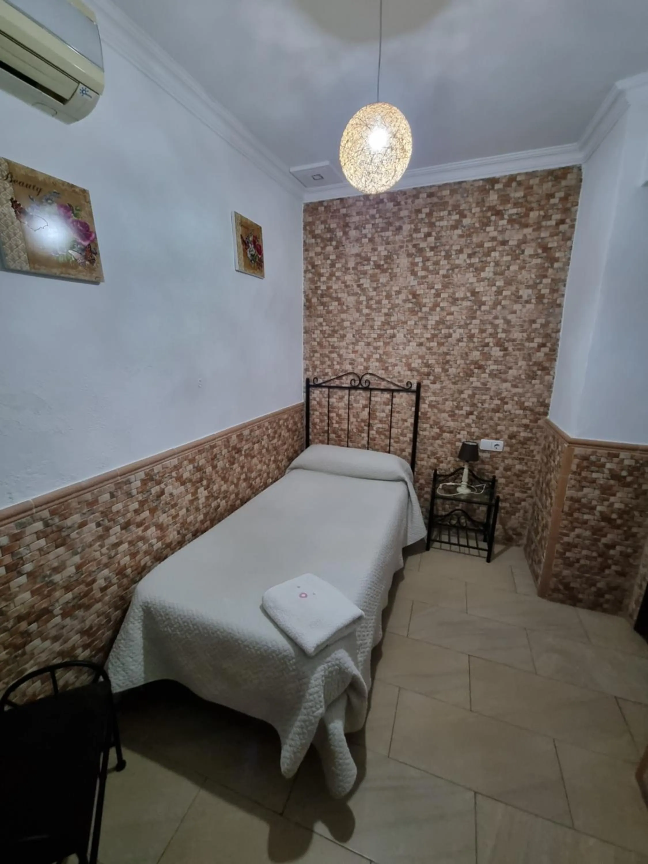 Bedroom, Bed in Pensión Javier