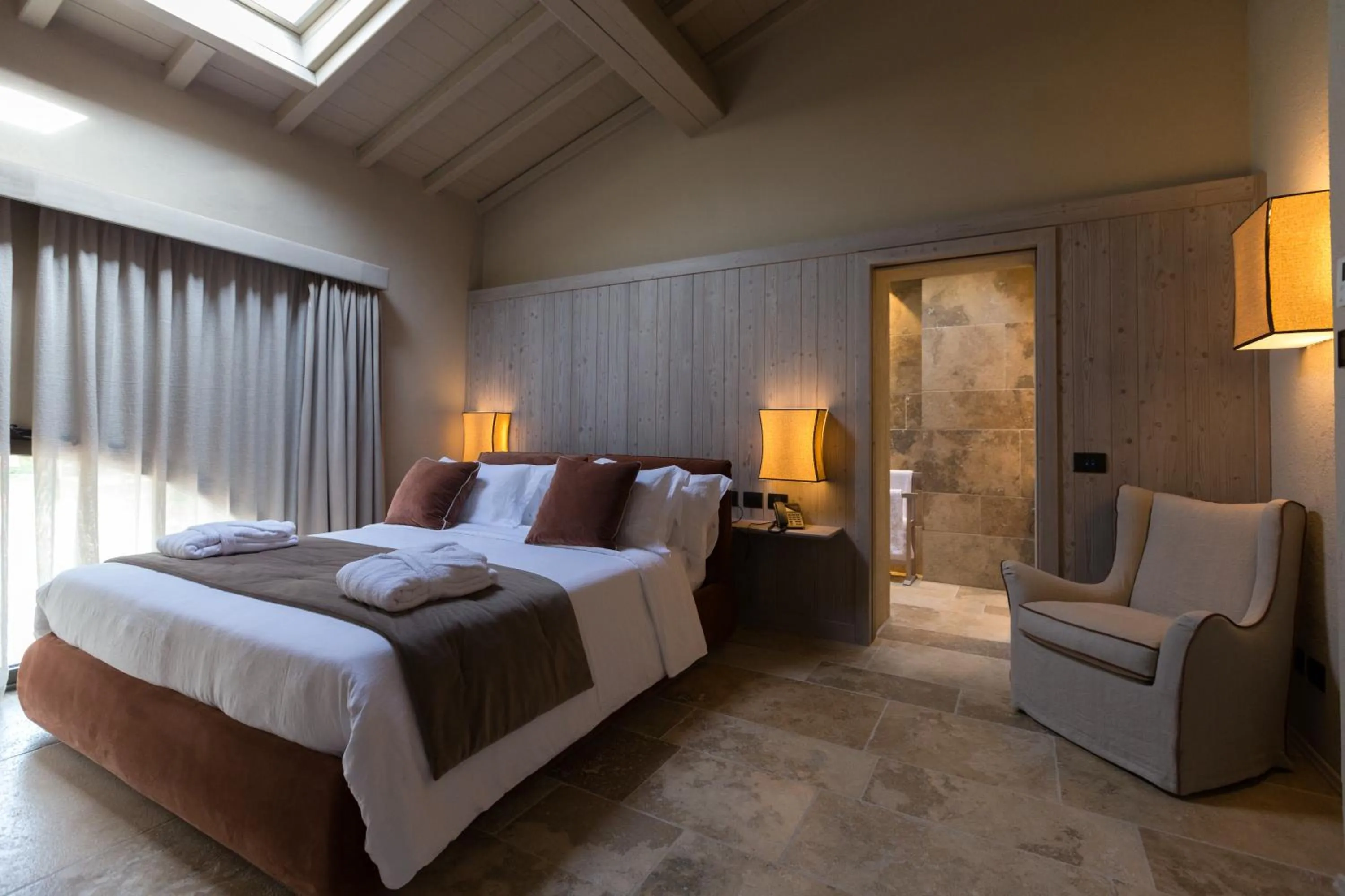 Bed in Ca' del Moro Wine Retreat