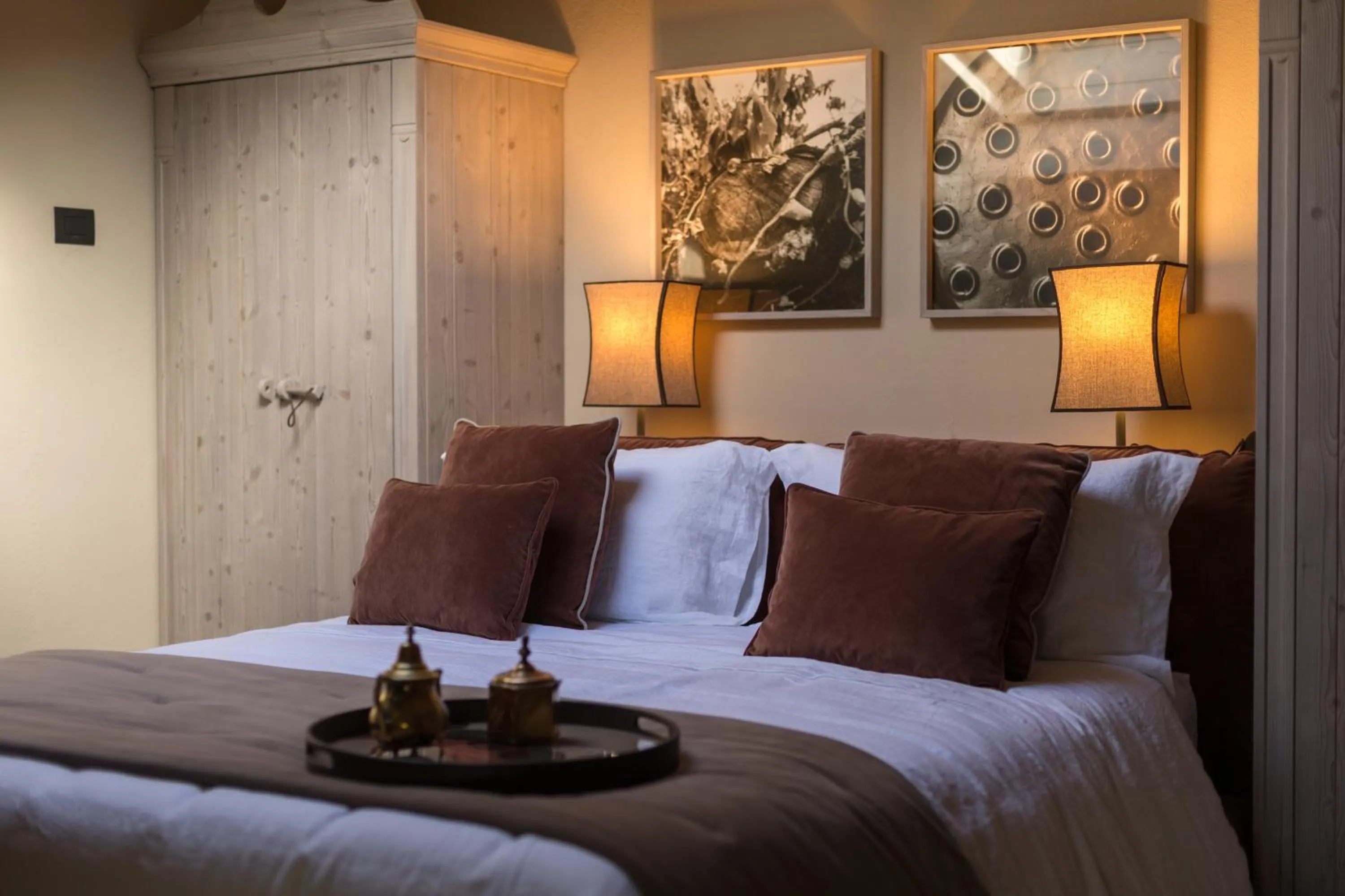 Photo of the whole room, Bed in Ca' del Moro Wine Retreat