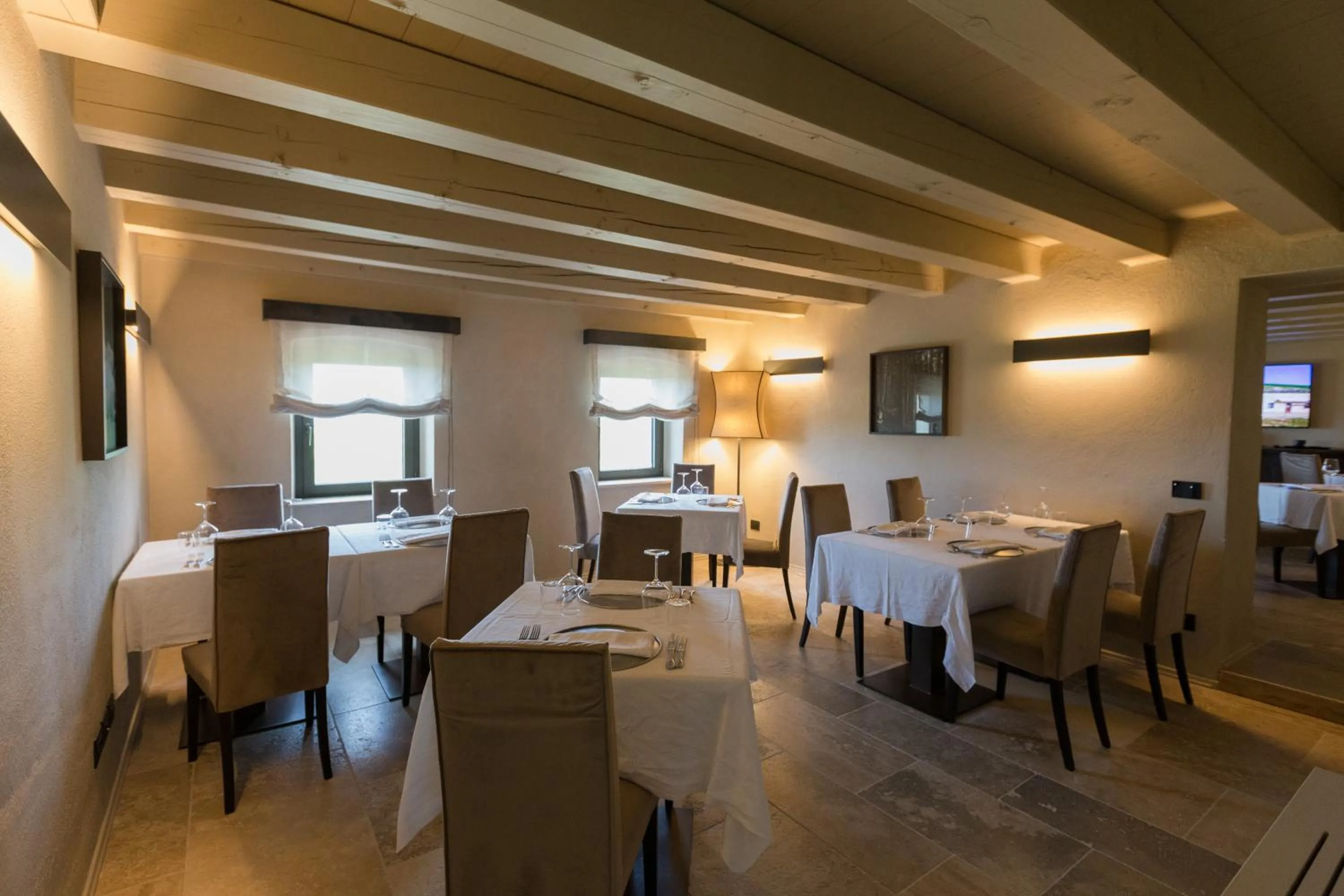 Restaurant/places to eat in Ca' del Moro Wine Retreat