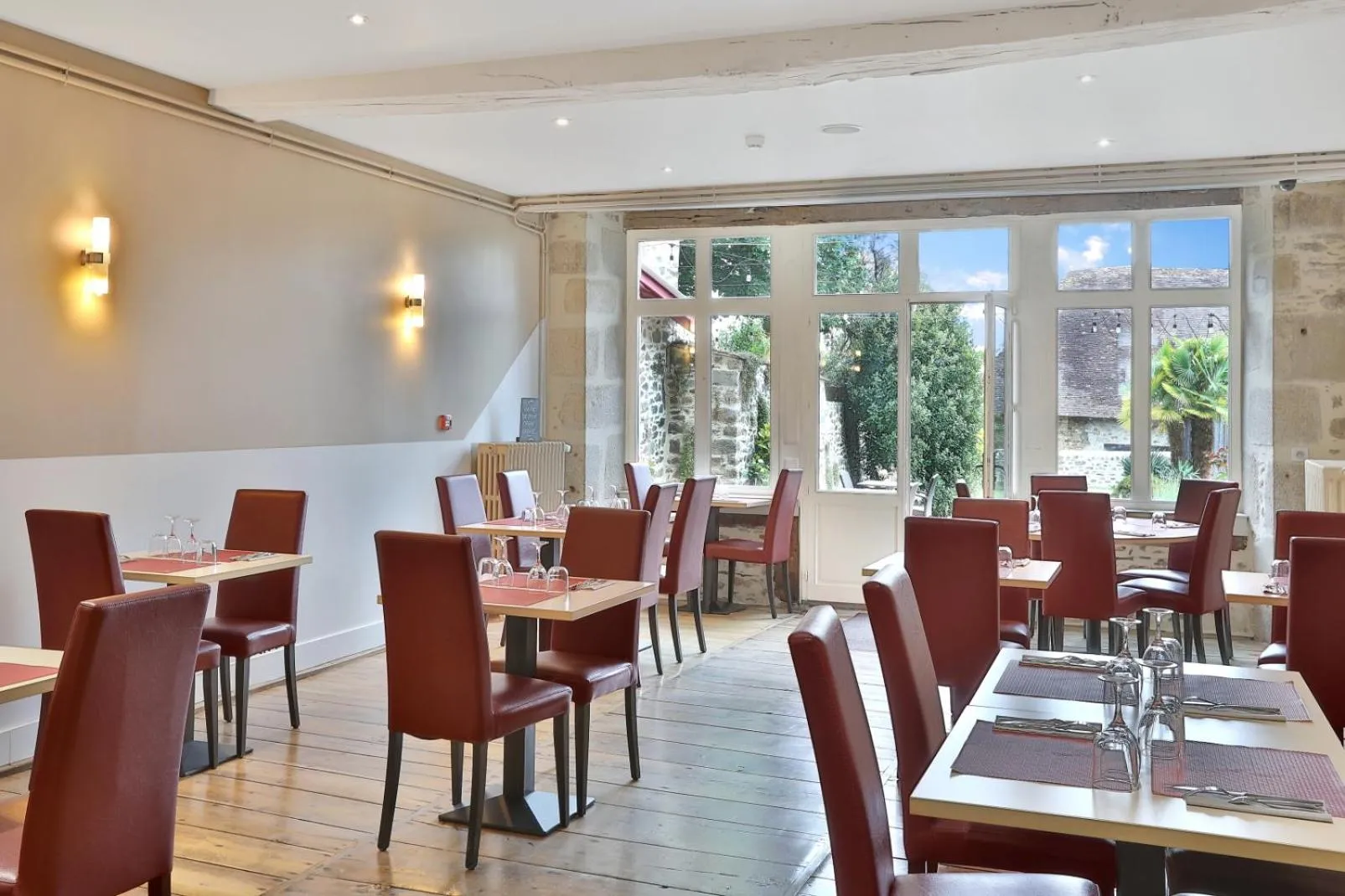 Logis Hotel Auberge Dupuytren