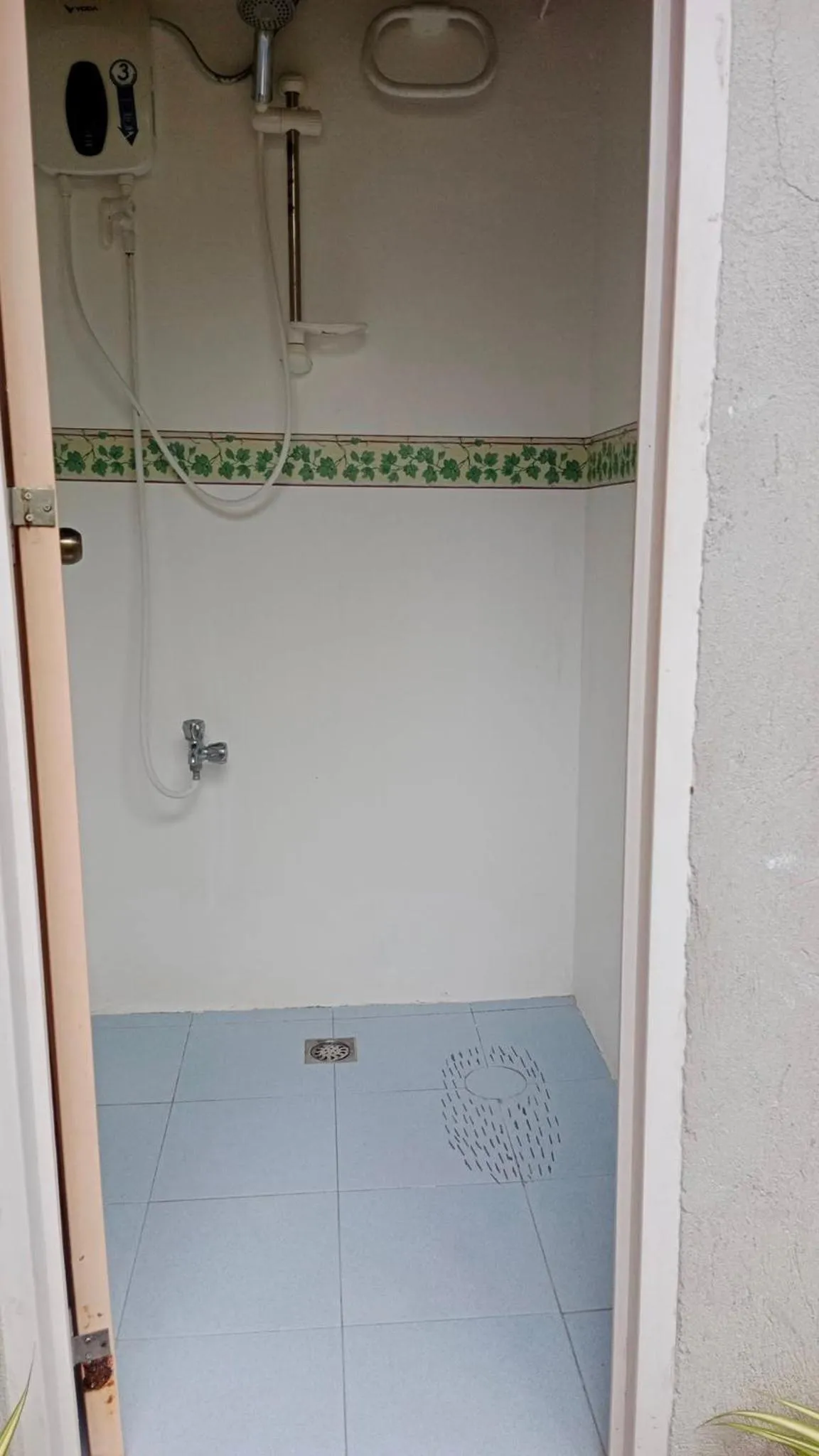 Shower in Titanic's Nipa Hut