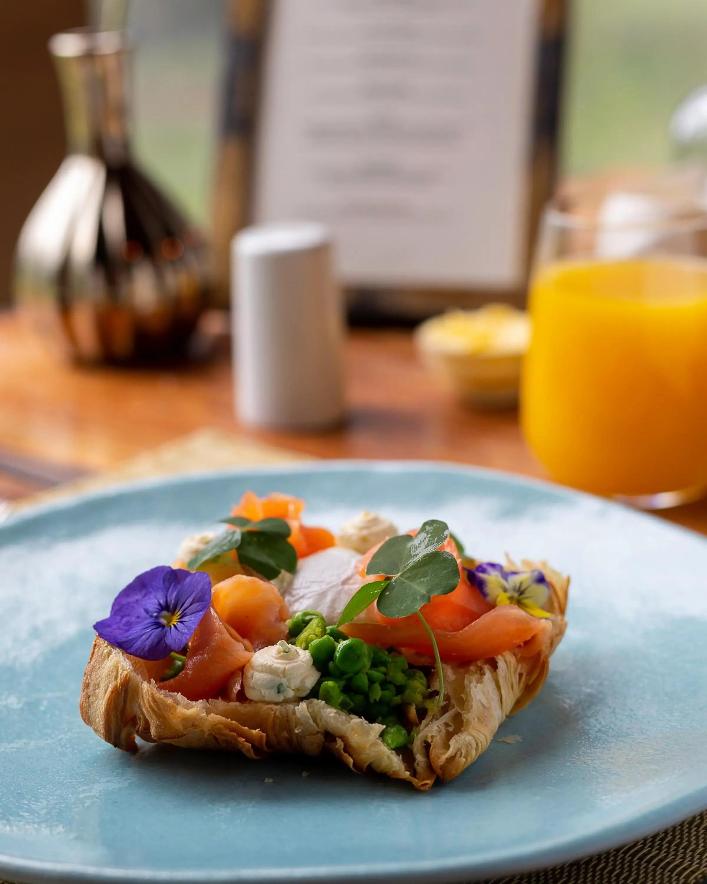 Breakfast in Hartford House