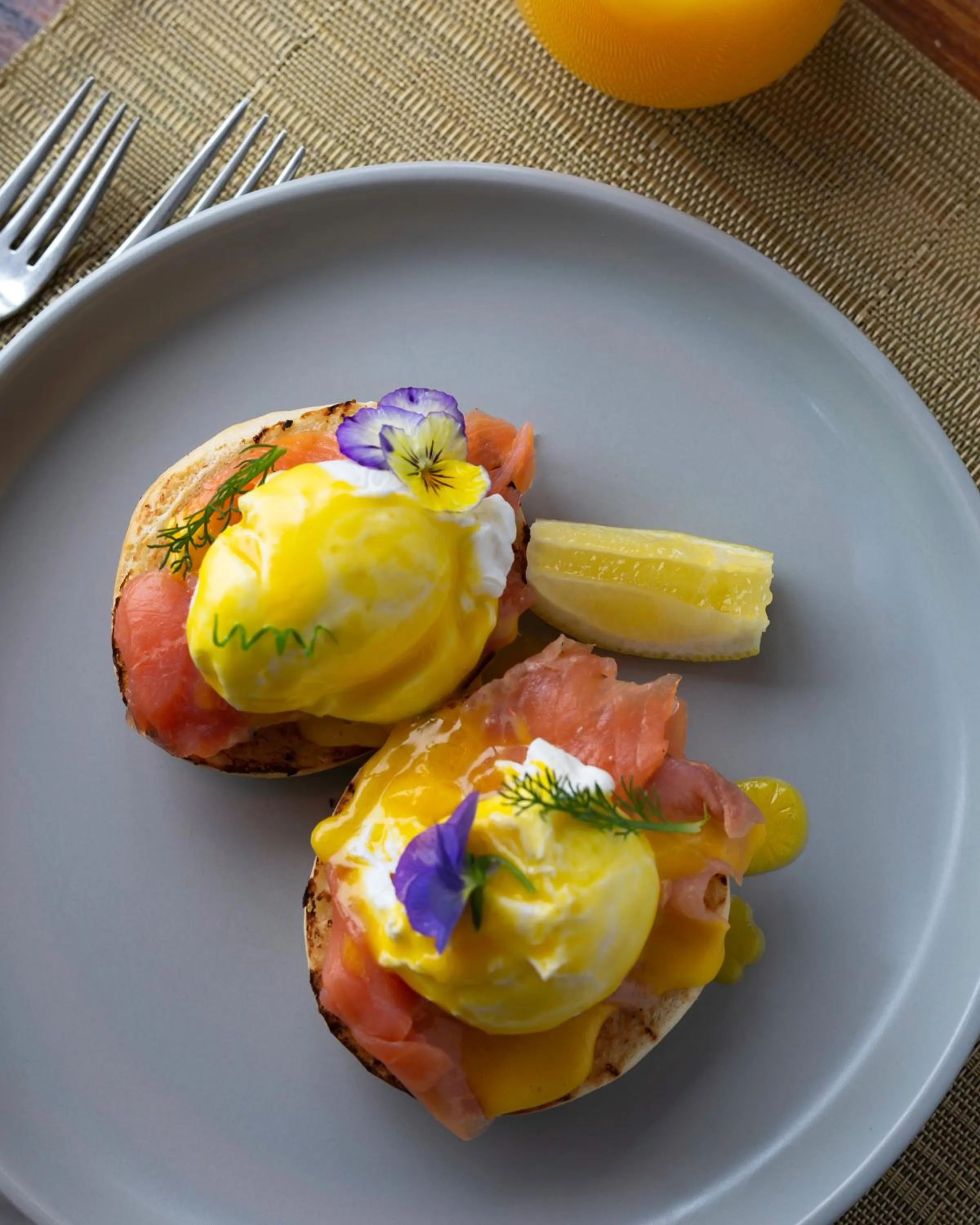 Breakfast in Hartford House
