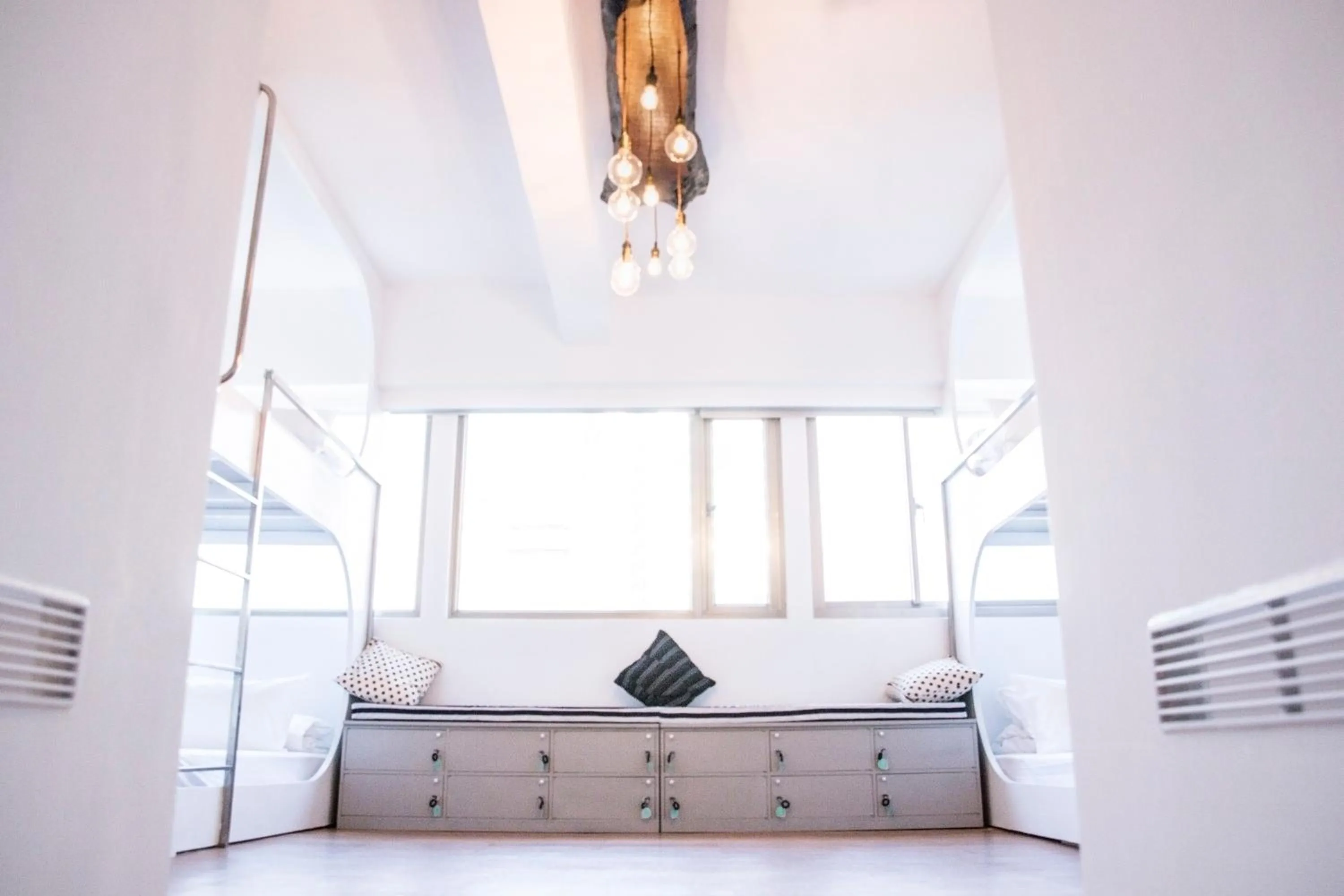 Bed in May Rooms Taipei Main Station