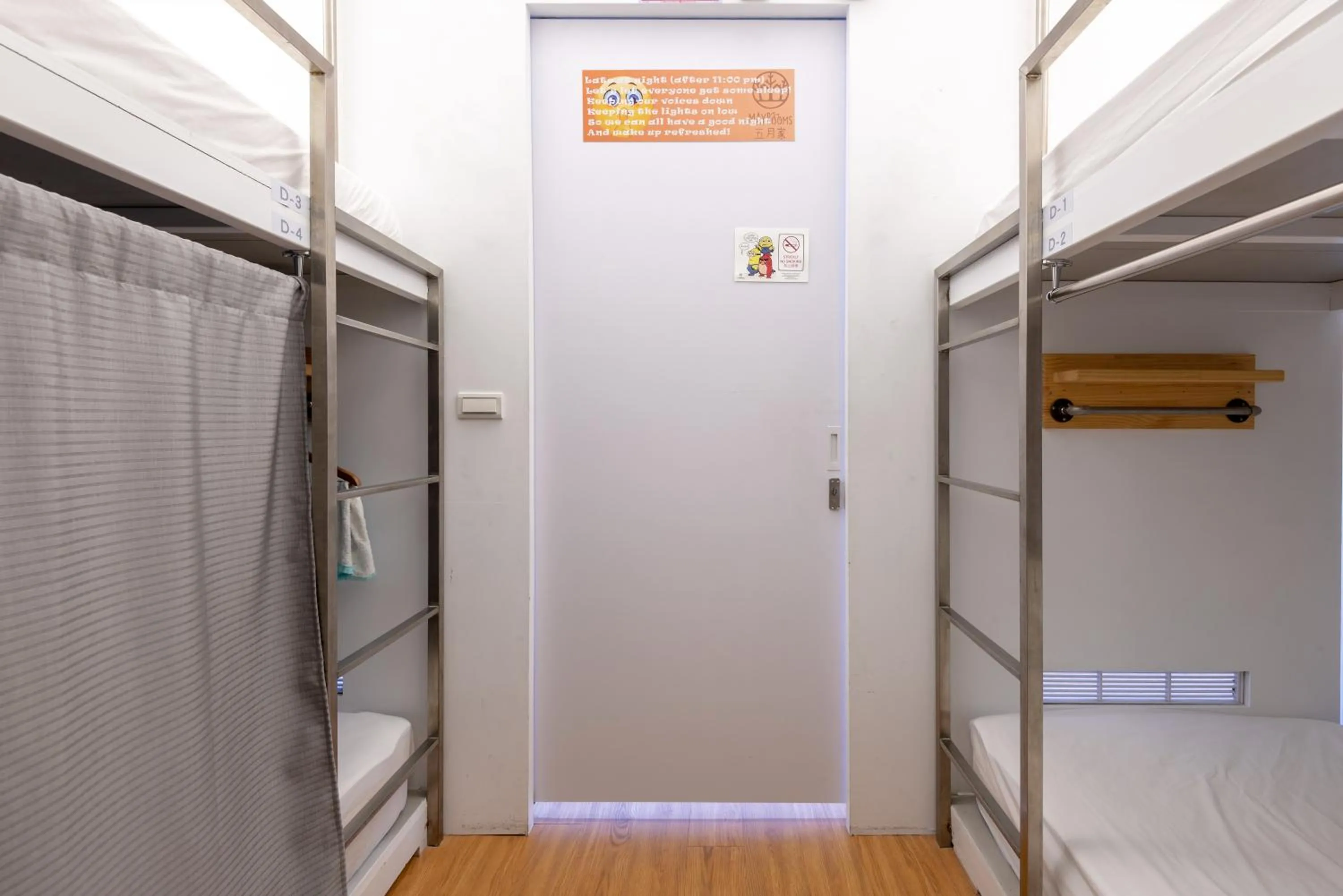 Bed in May Rooms Taipei Main Station