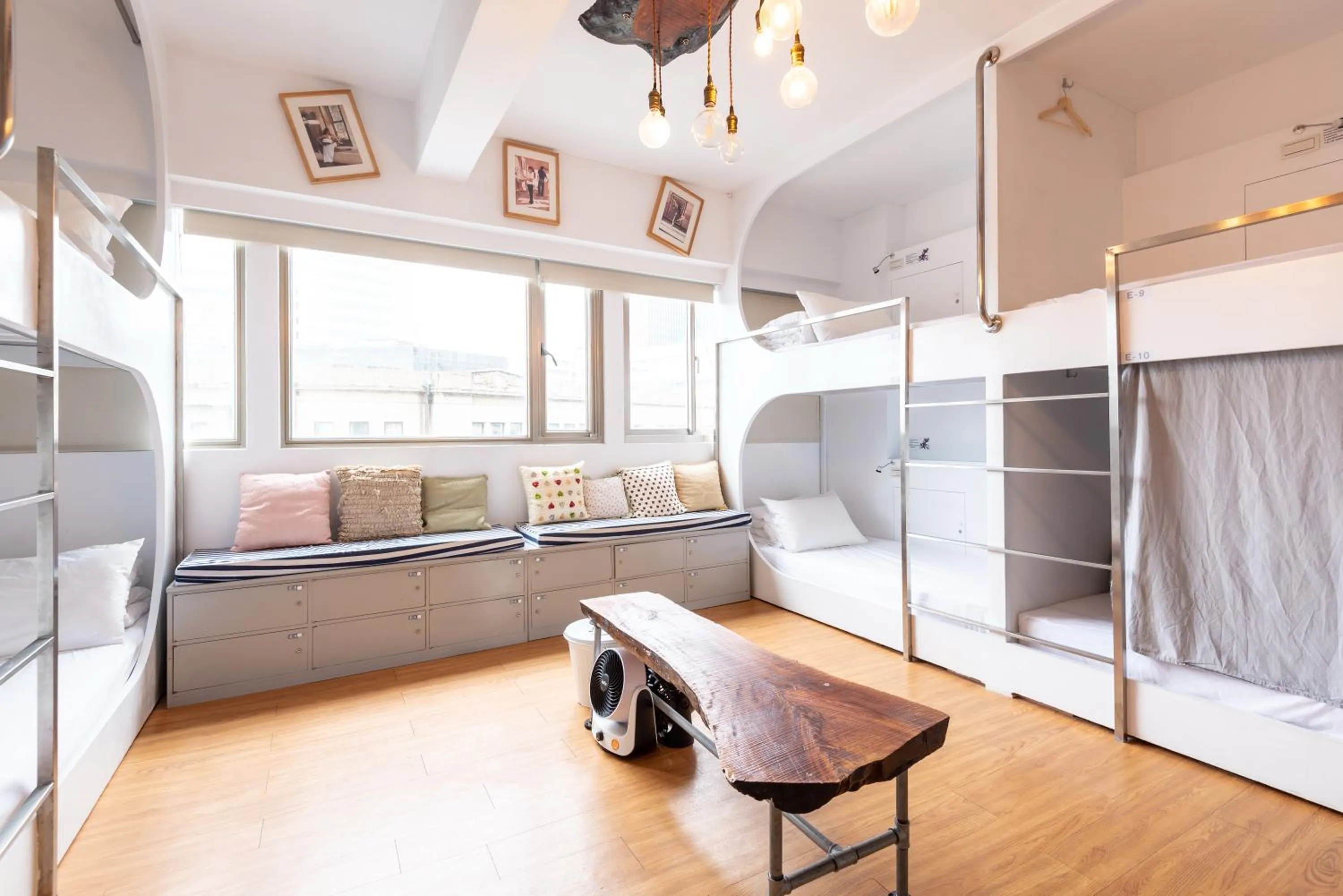 Bed in May Rooms Taipei Main Station