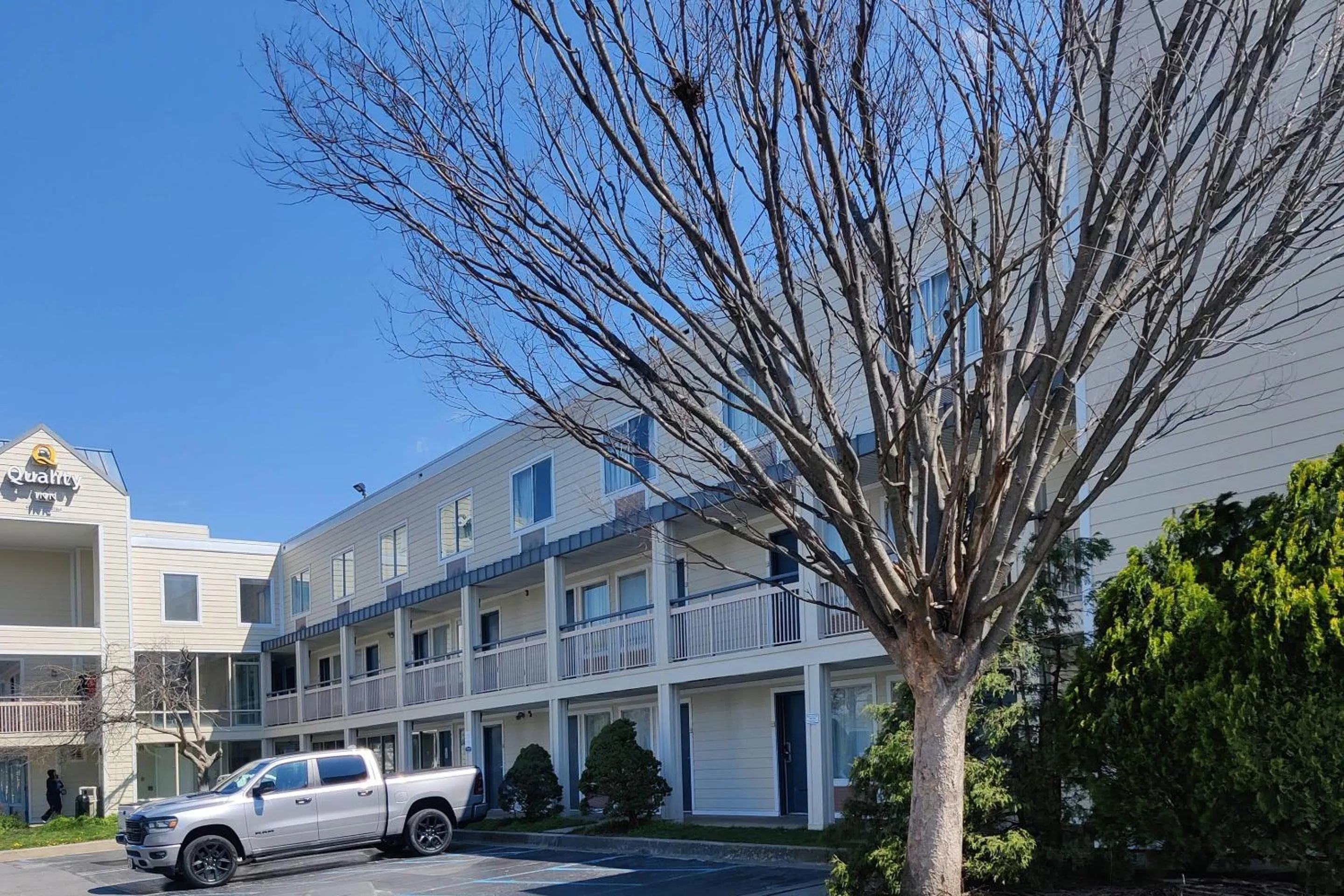 Property building in Quality Inn Newark - Wilmington