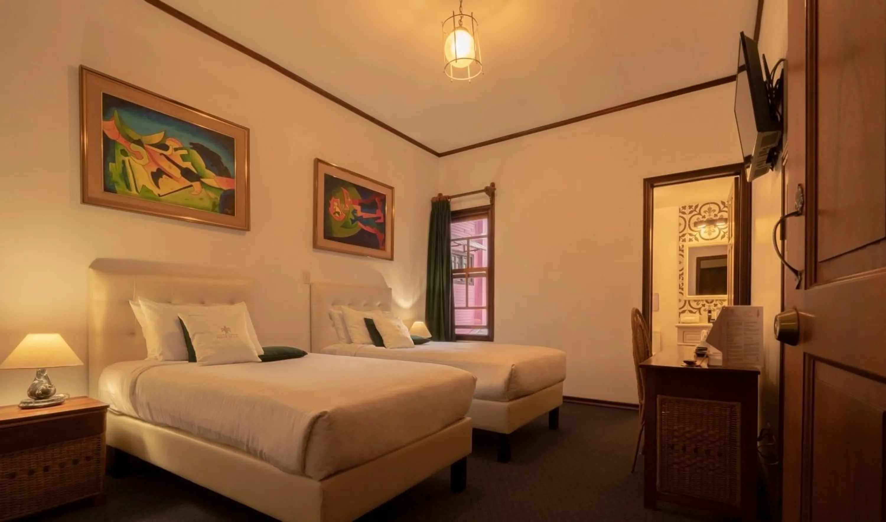 Decorative detail, Bed in Fleur de Lys