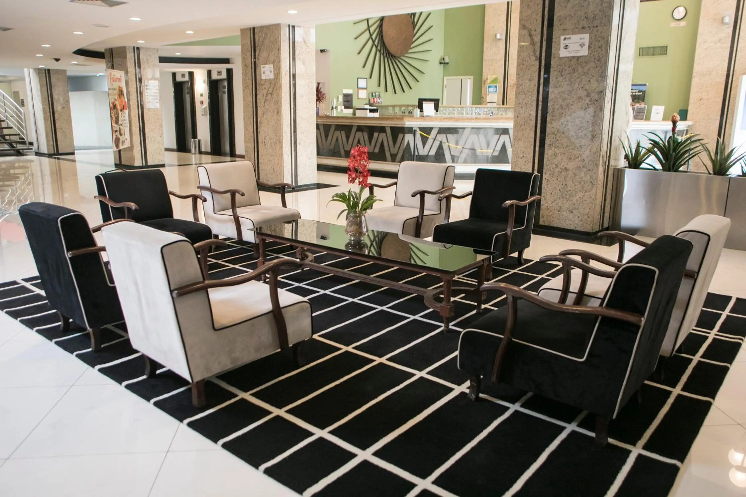 Lobby or reception in Alven Hotel by Slaviero Hotéis