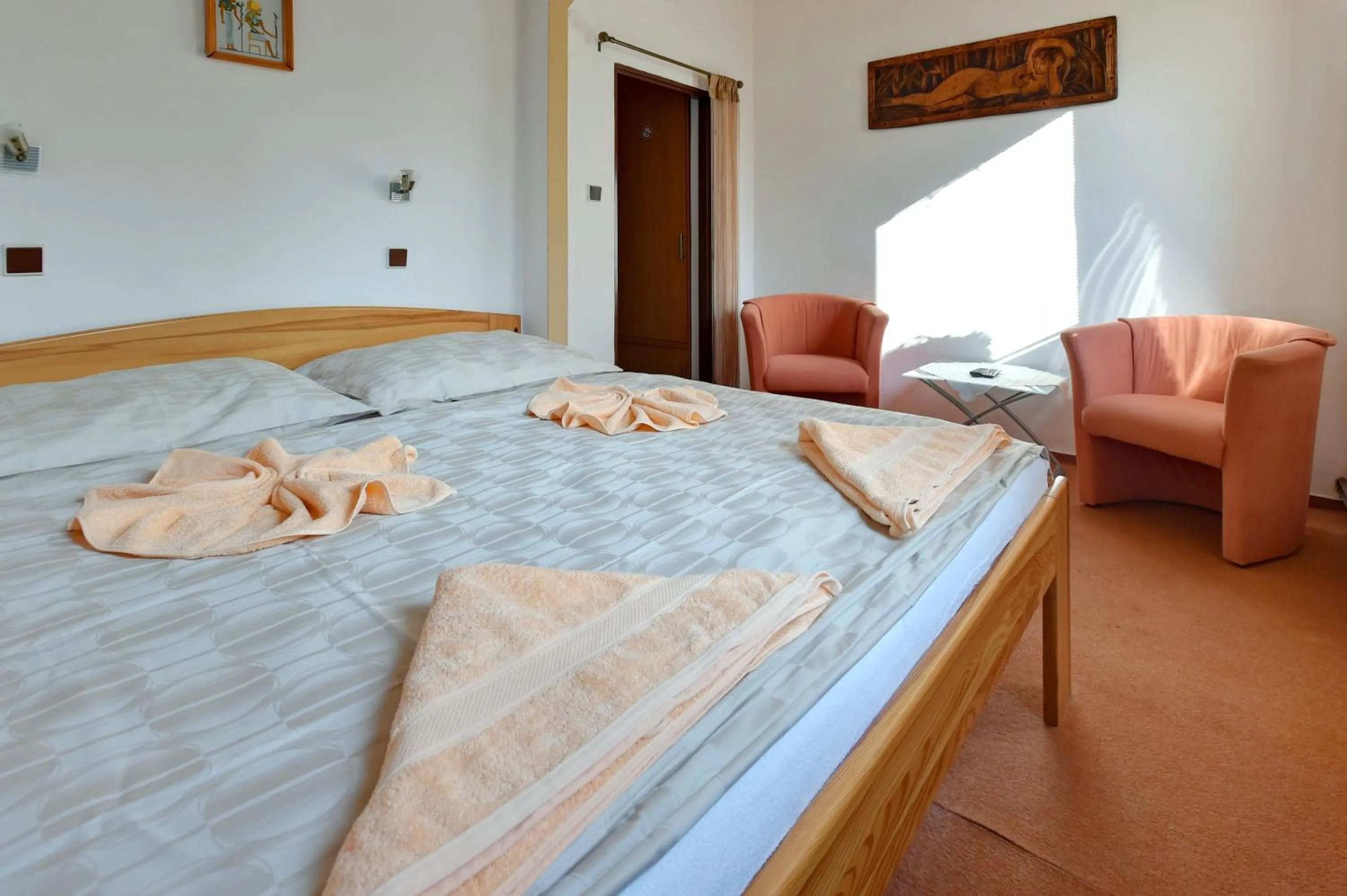 Bedroom, Bed in Hotel Kovarna