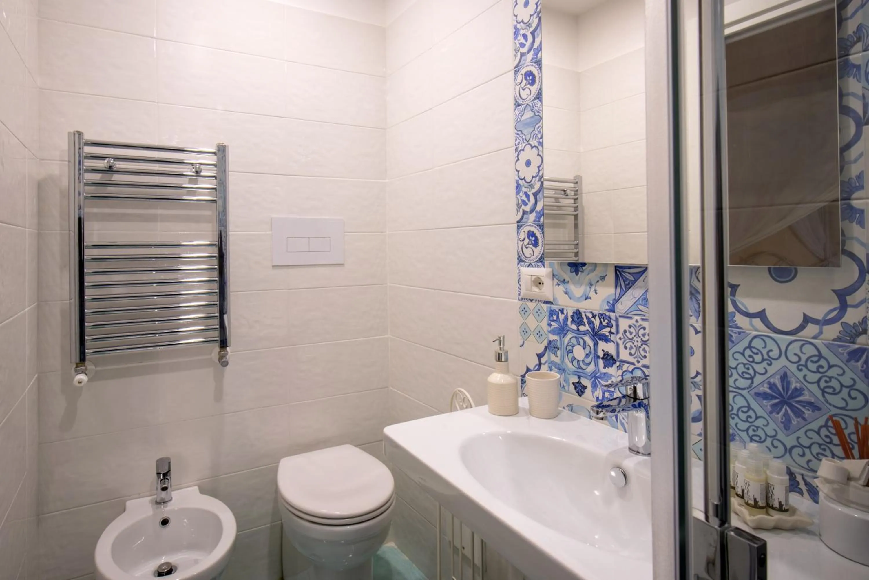 Bathroom in Regina Elena