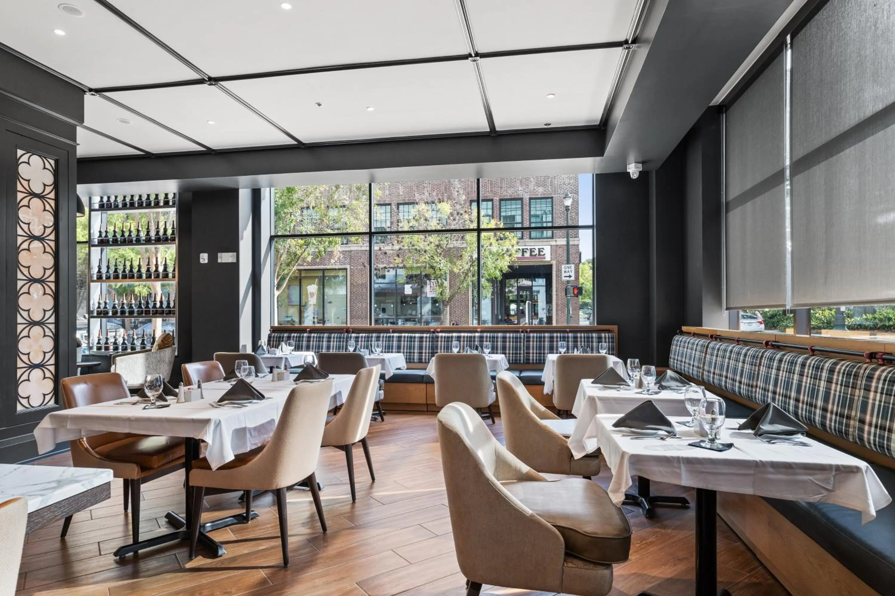 Restaurant/places to eat in Hotel Indigo Baton Rouge Downtown by IHG