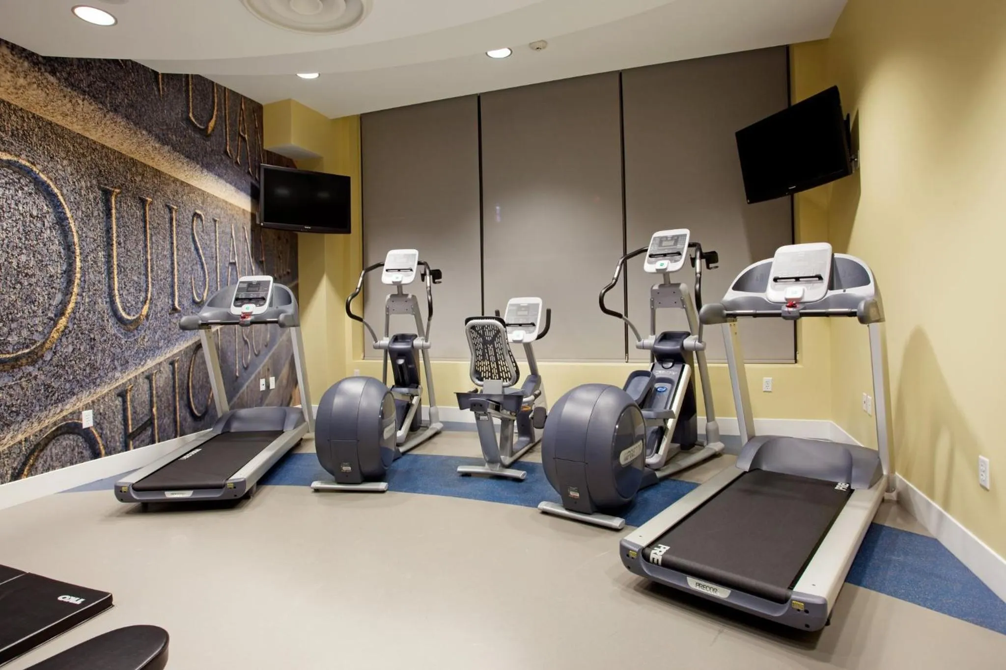 Fitness centre/facilities in Hotel Indigo Baton Rouge Downtown by IHG