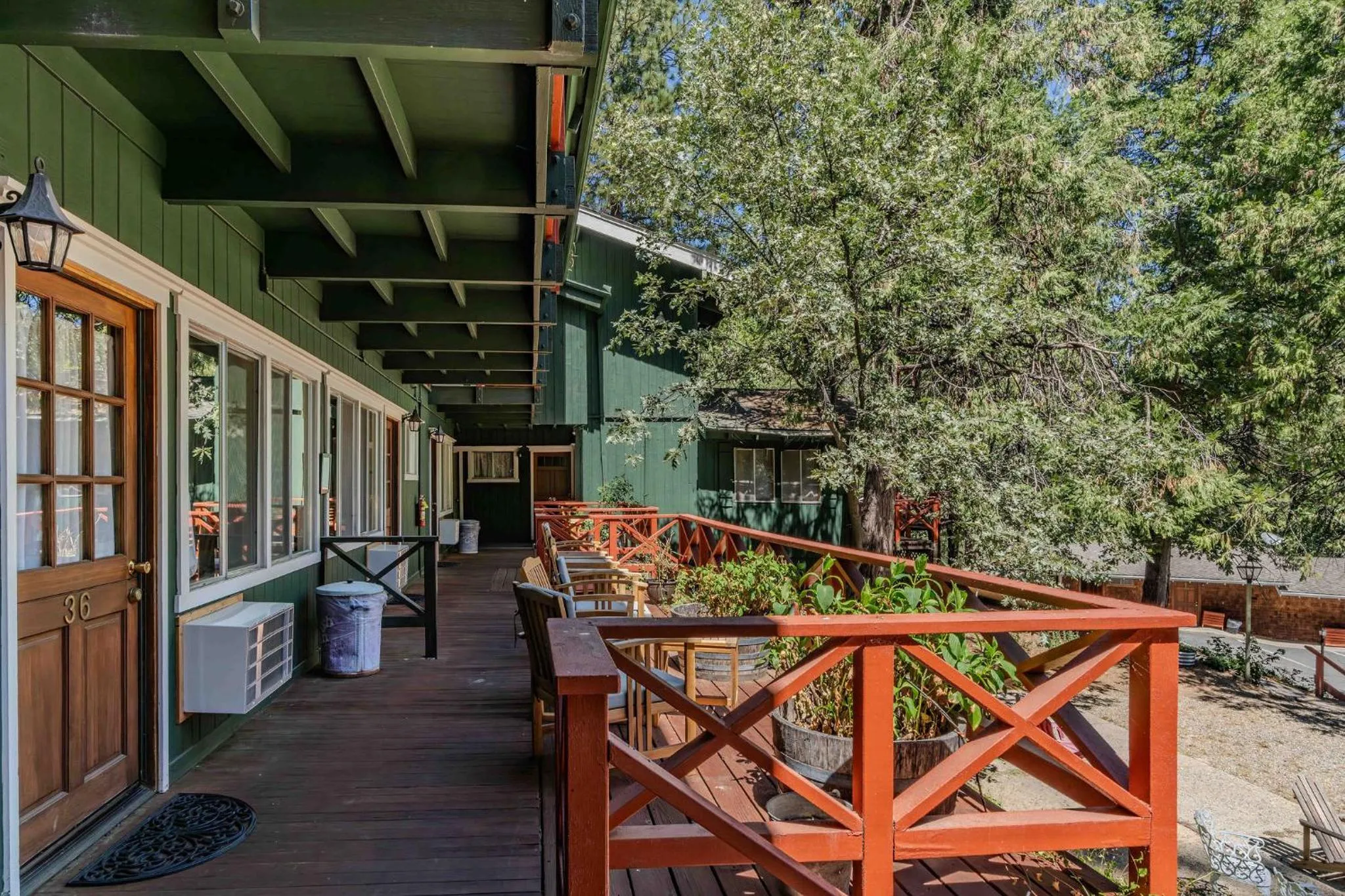 Patio in Narrow Gauge Inn