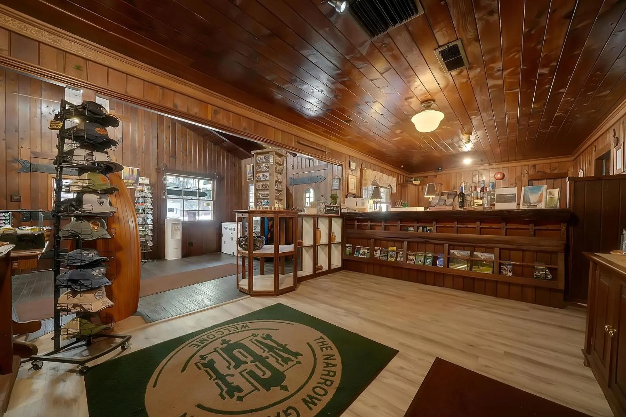 Lobby or reception in Narrow Gauge Inn