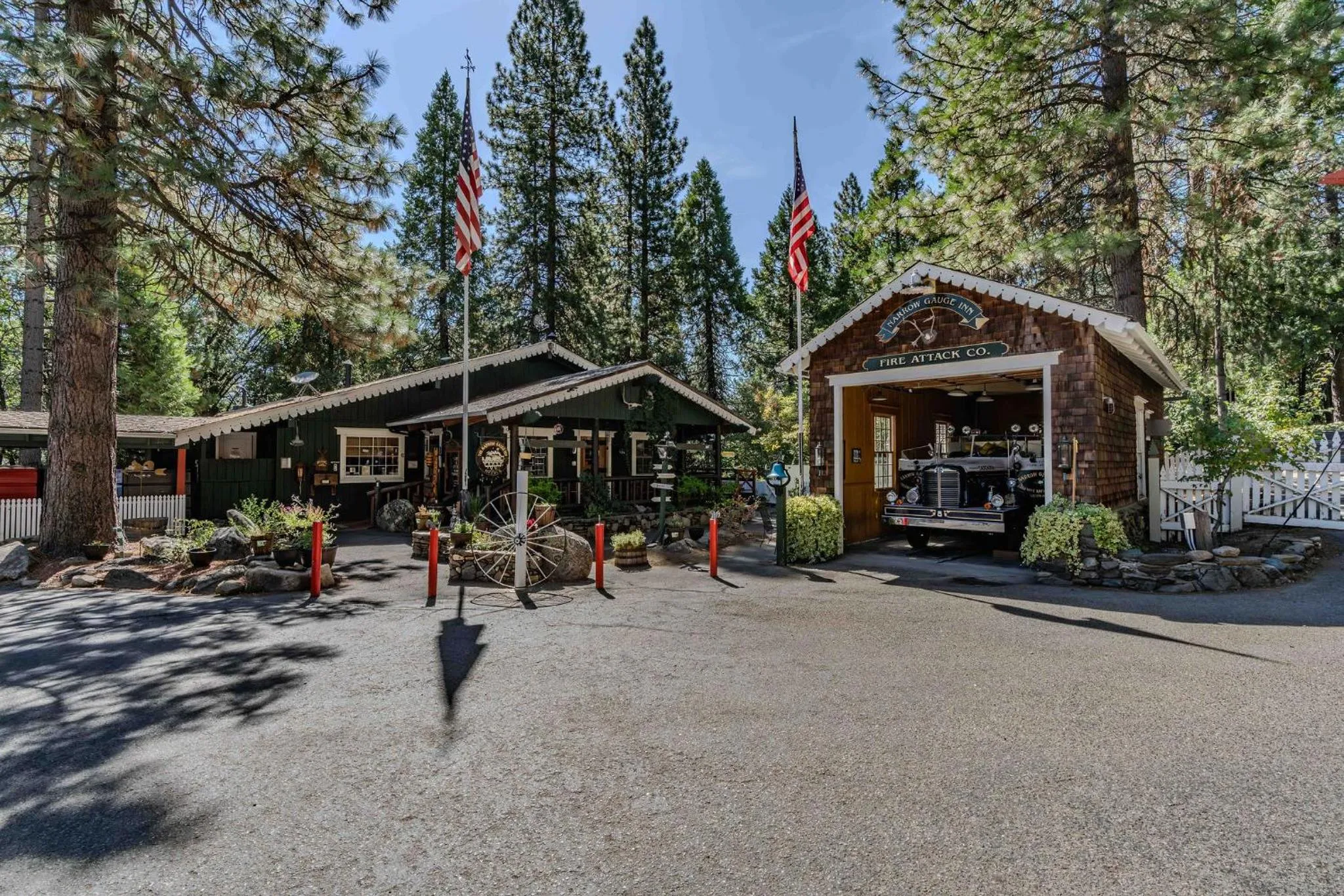 Property building in Narrow Gauge Inn