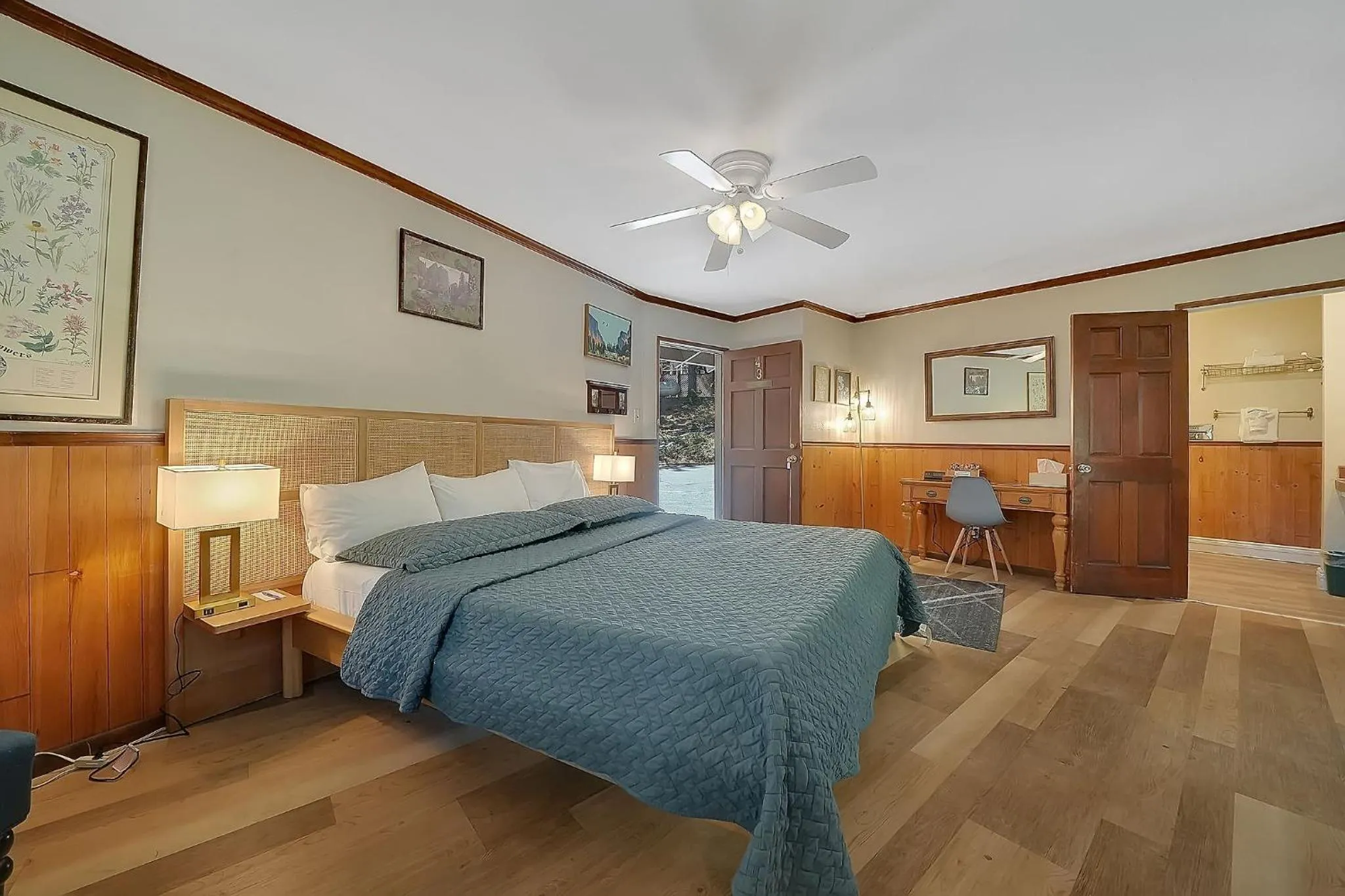 Bed in Narrow Gauge Inn