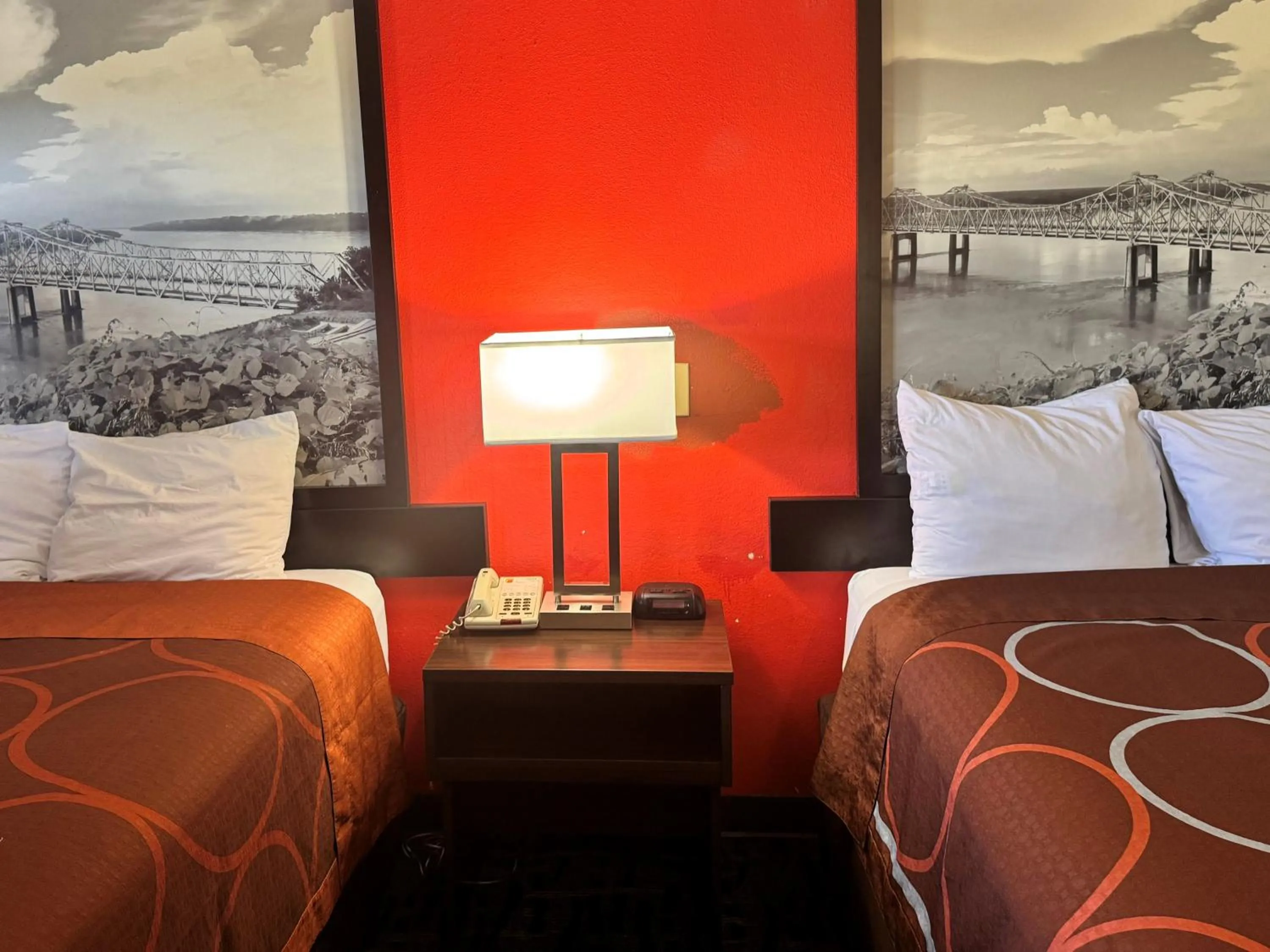 Bed in Super 8 by Wyndham Hattiesburg South