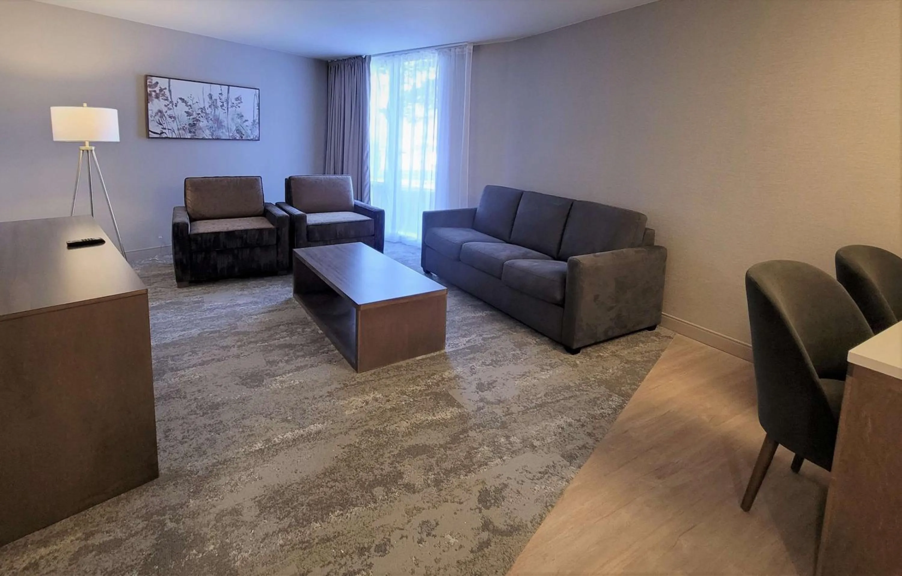 Photo of the whole room in Riverside Hotel, BW Premier Collection