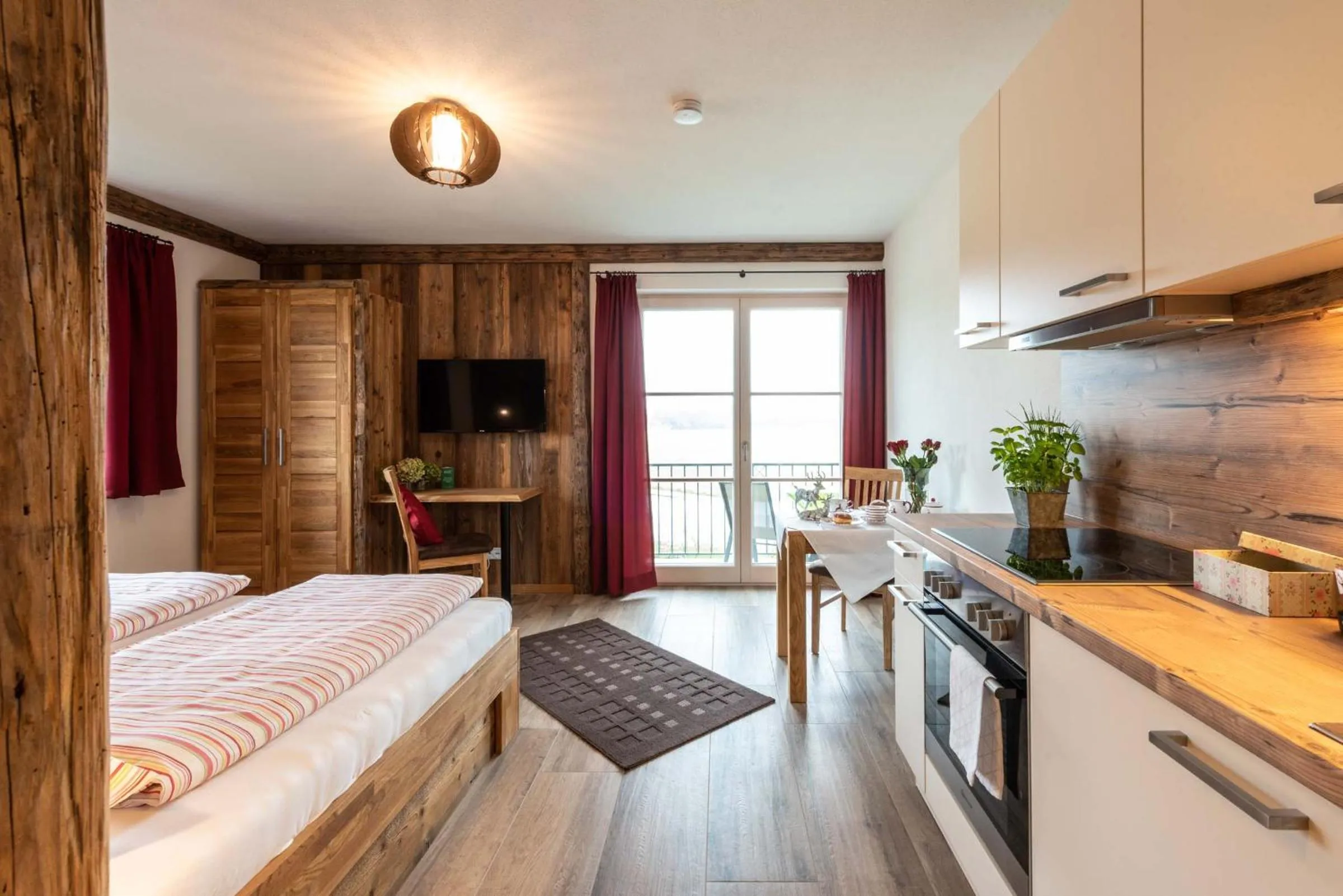 Bed in Pension und Appartements Wild