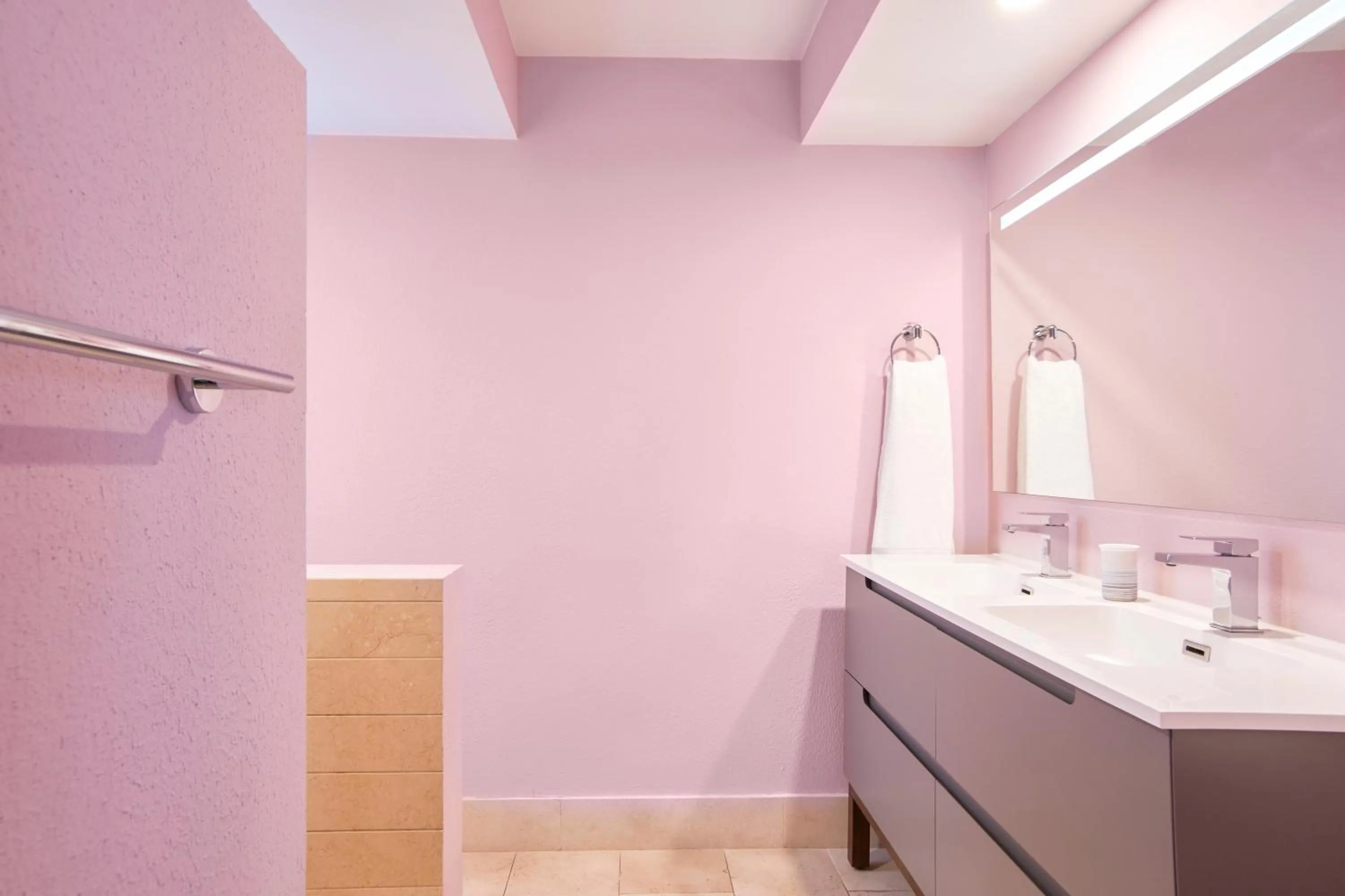 Bathroom in St George's Club