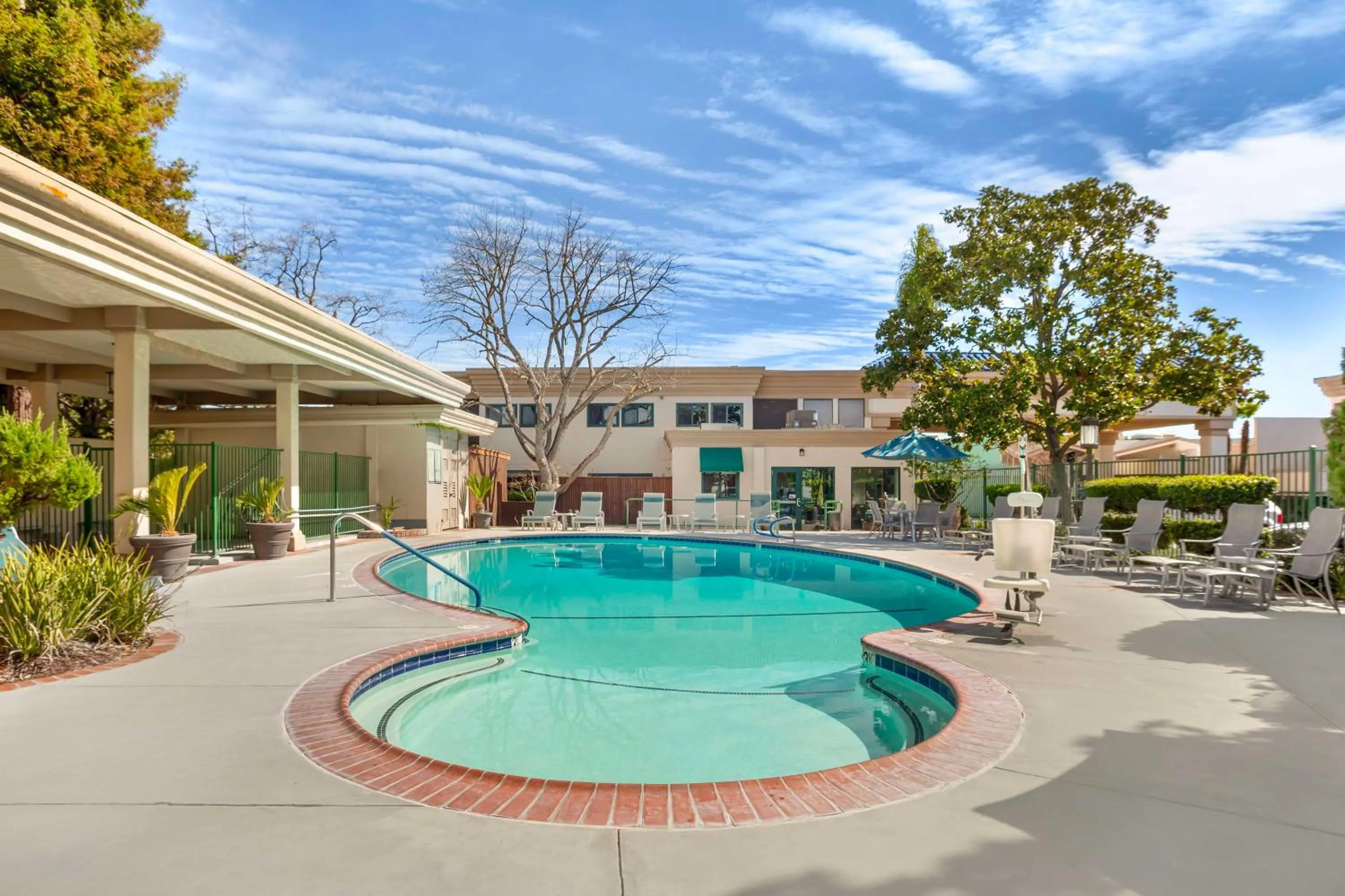 Pool view in Best Western Plus Black Oak