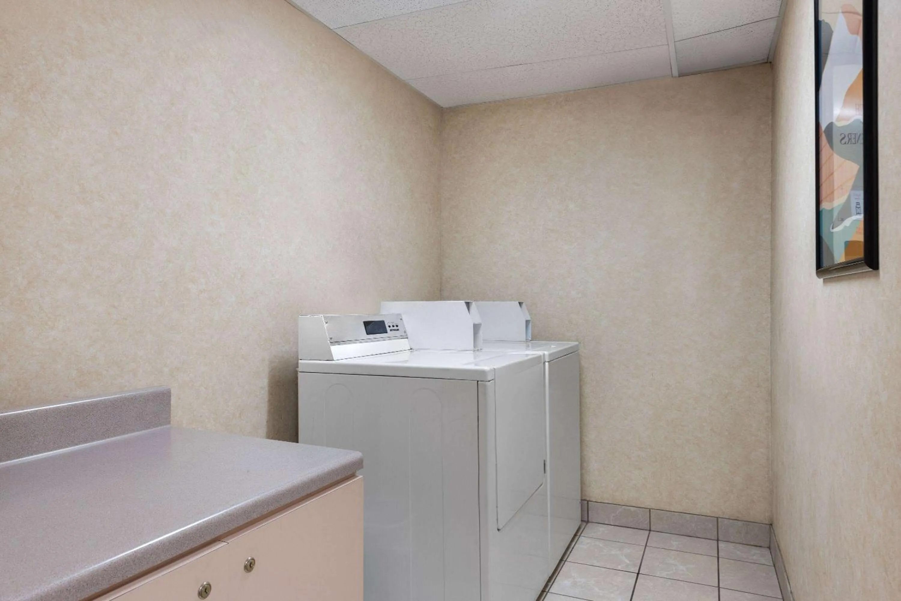 On site in Days Inn & Suites by Wyndham Kansas City - CHIEFS Stadium