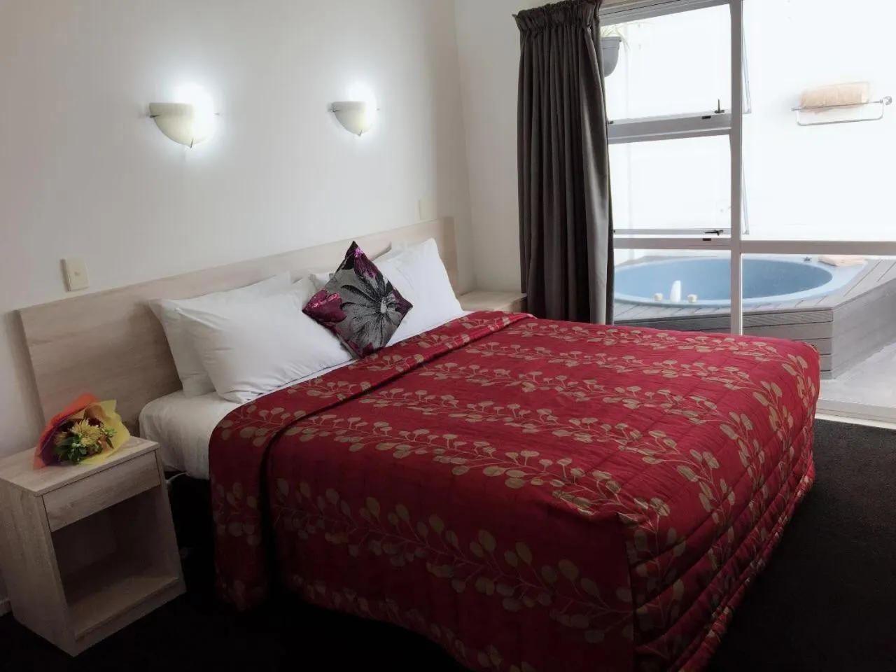 Bed in Rose Court Motel