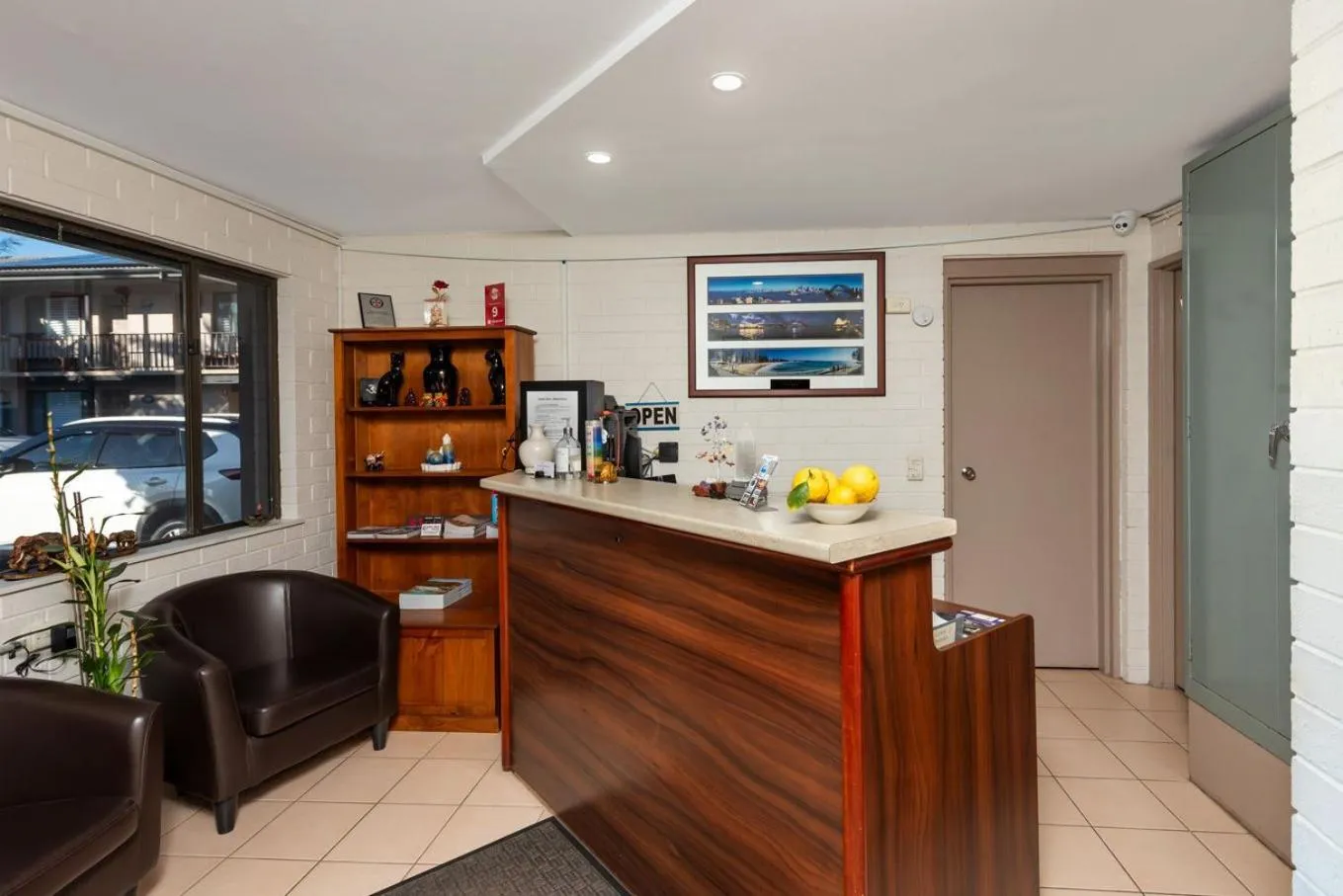 Lobby or reception in Pigeon House Motor Inn