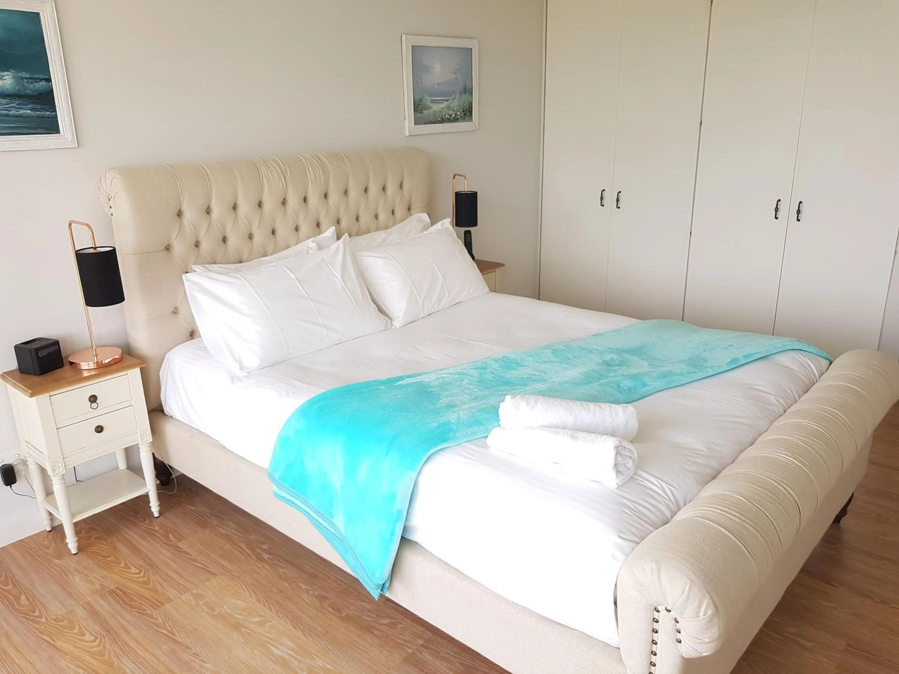 Bed in Trafalgar Towers