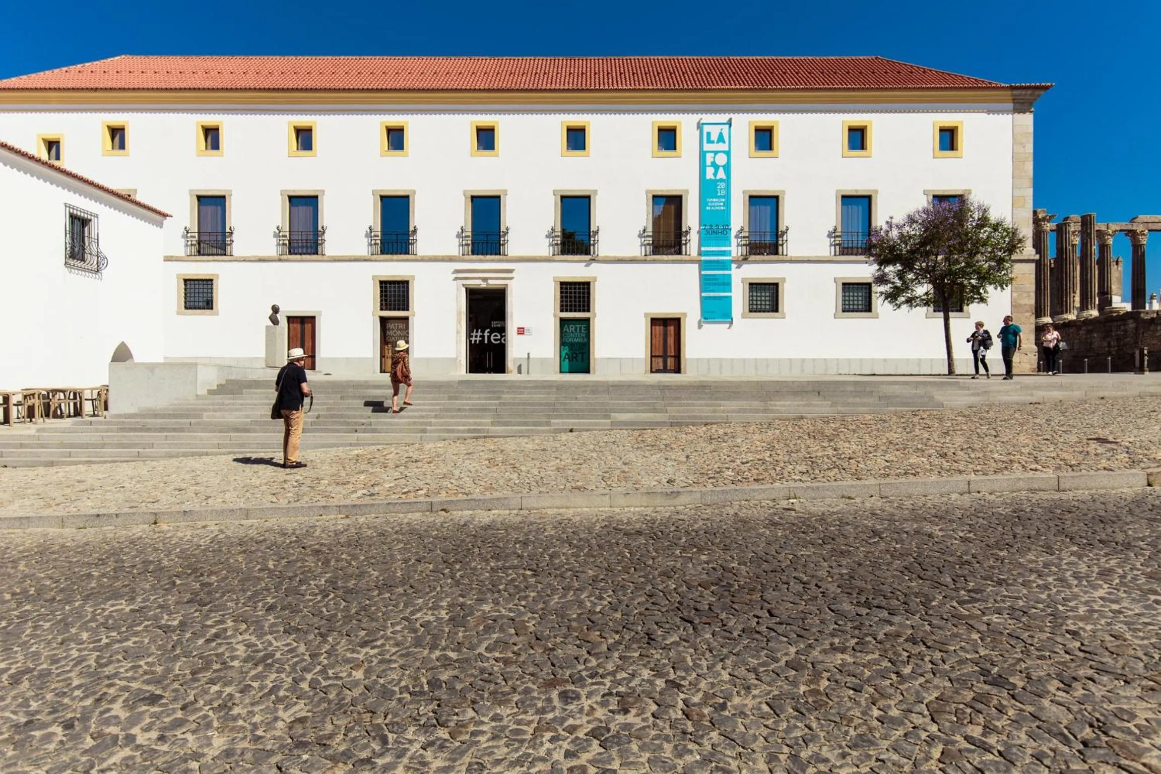 Nearby landmark in Heaven Inn Suites & Terrace