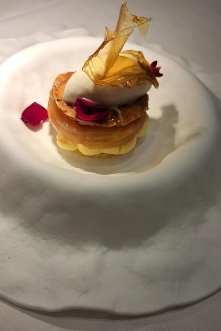 Restaurant/places to eat in Ghibli Hotel