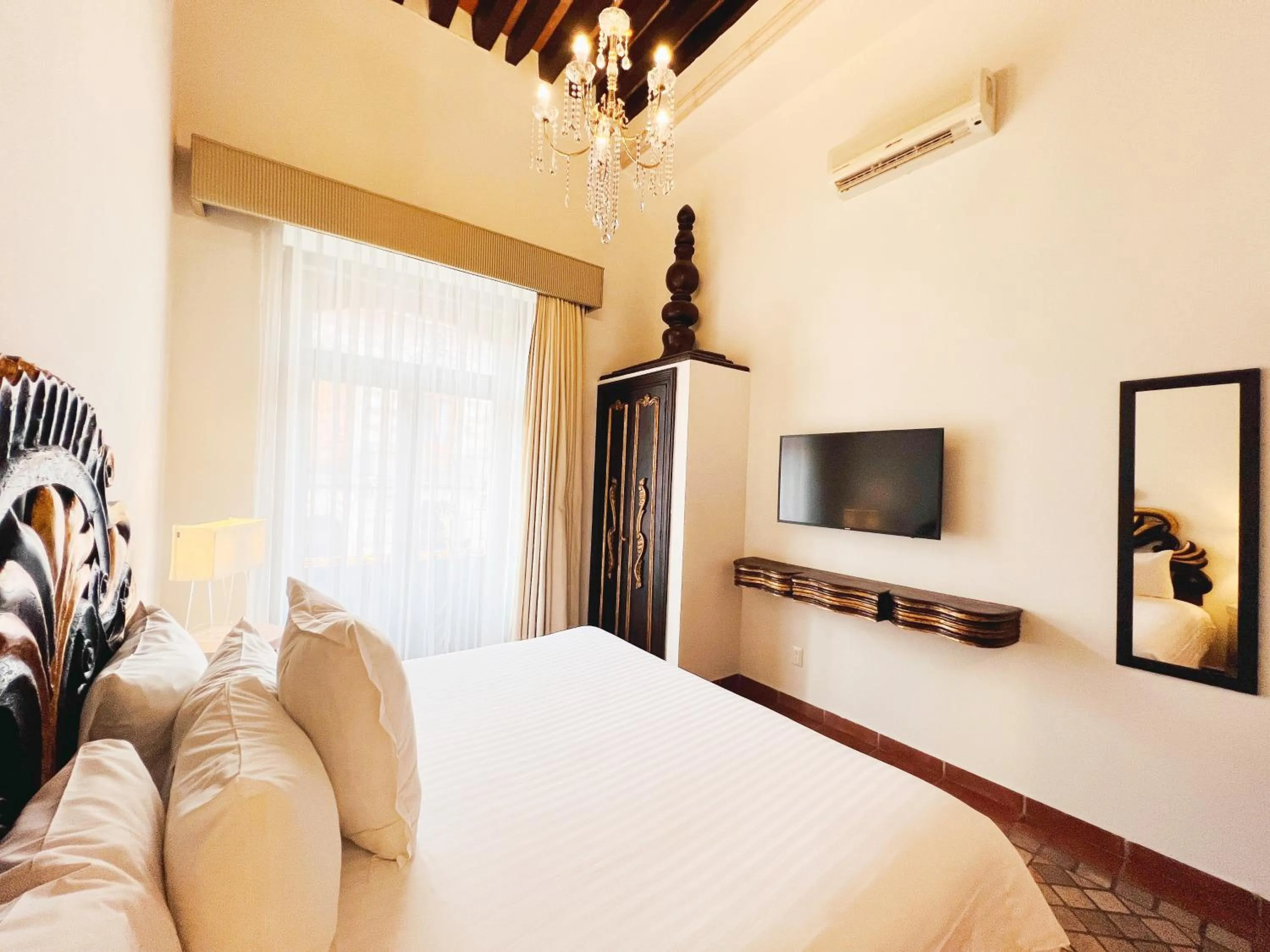 Photo of the whole room, Bed in Hotel Herencia By Hosting House