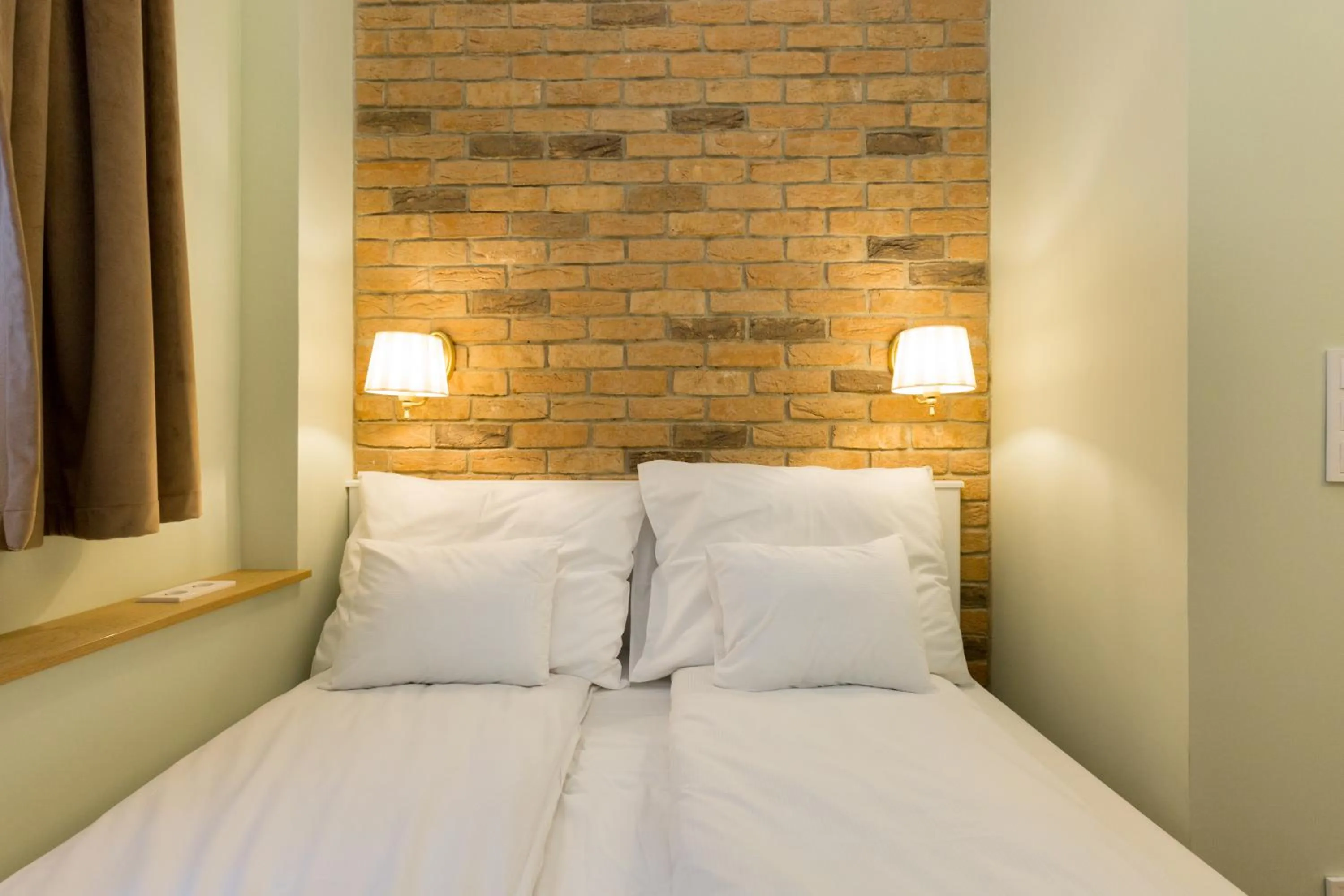 Bedroom in Roland Apartments