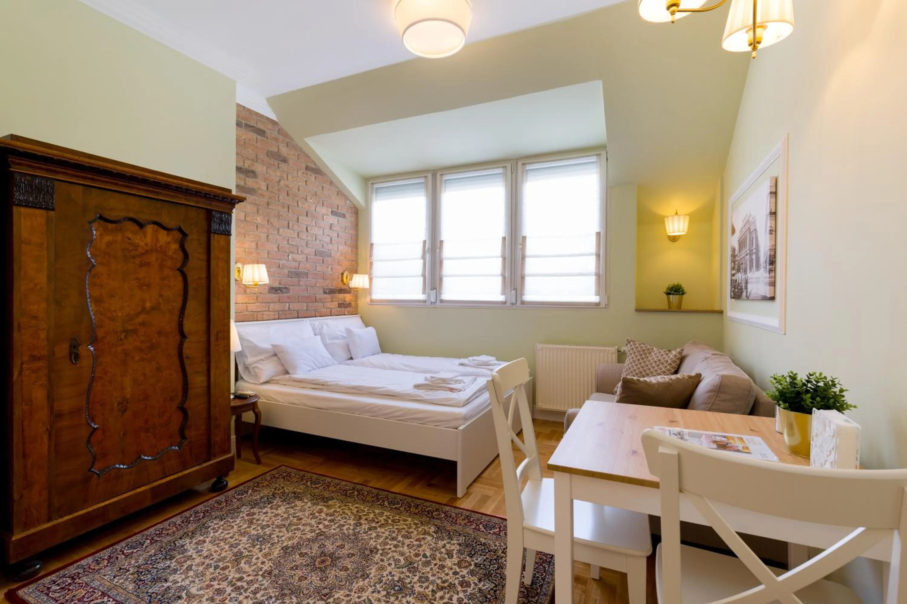 Living room in Roland Apartments