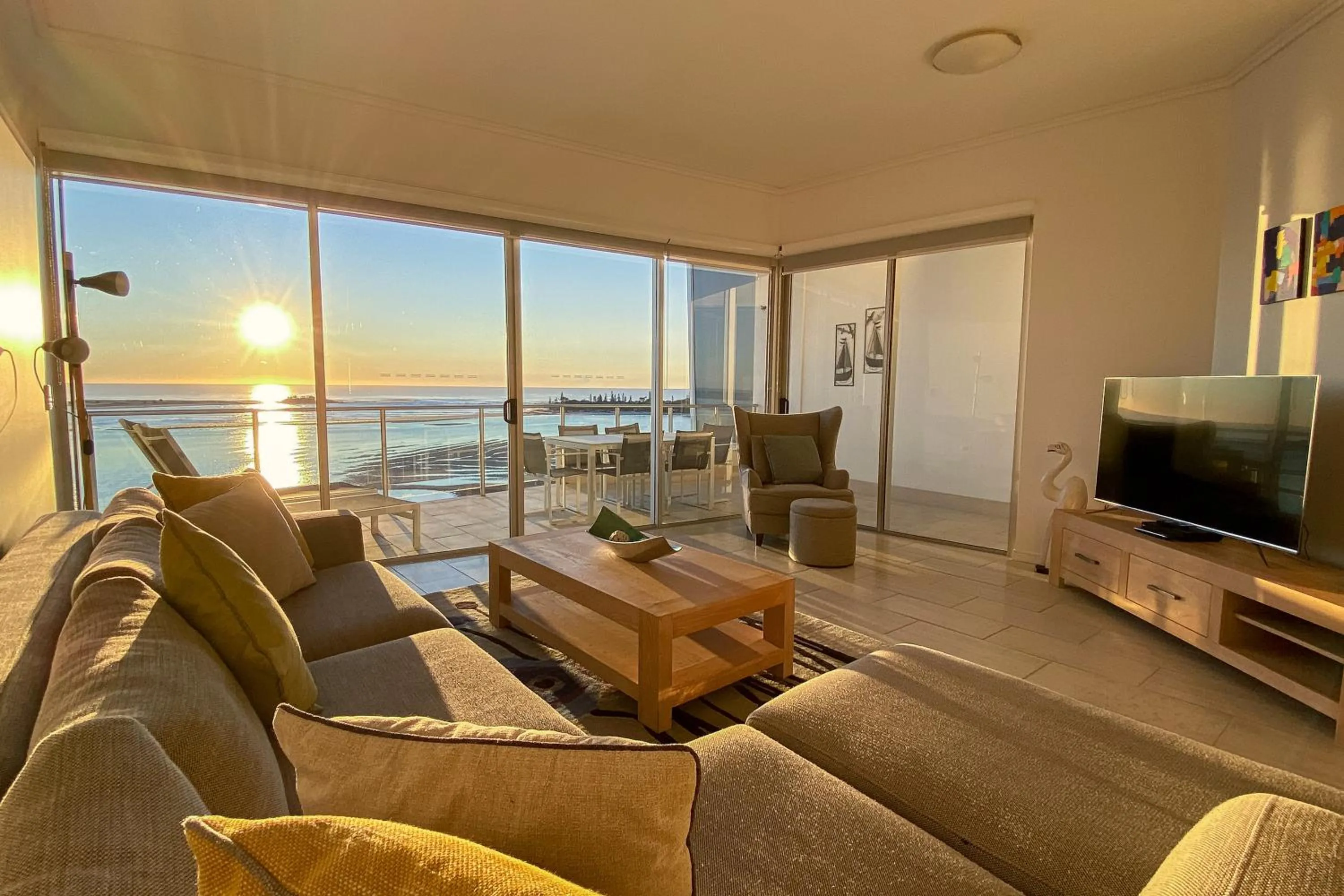 Balcony/Terrace in Waves Maroochy River