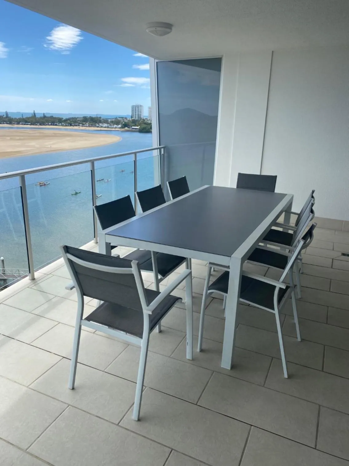 Balcony/Terrace in Waves Maroochy River