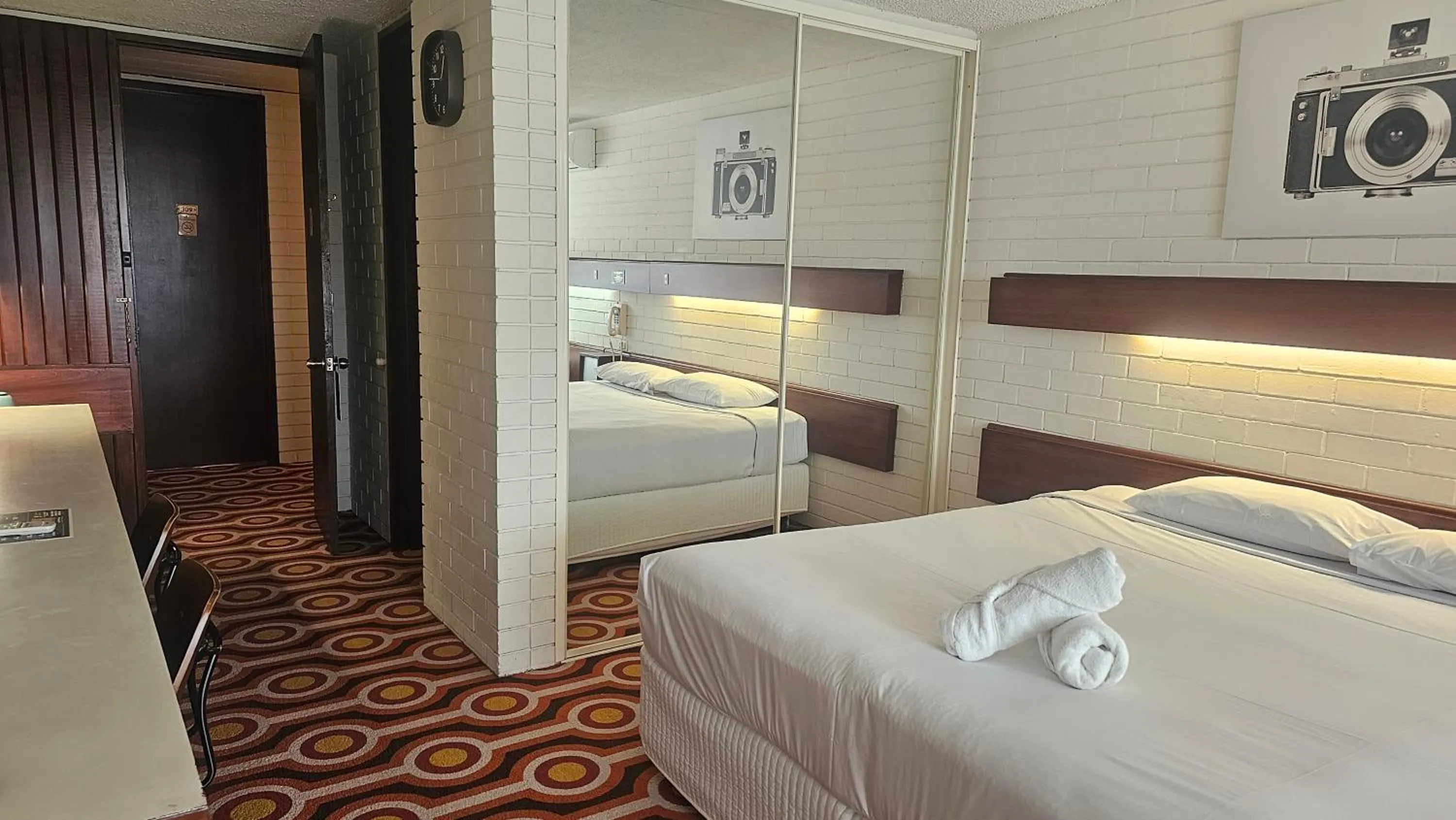 Bed in Indian Ocean Hotel