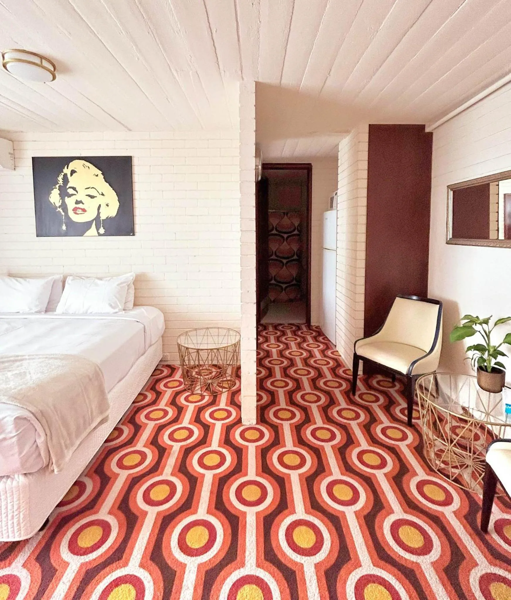 Bed in Indian Ocean Hotel