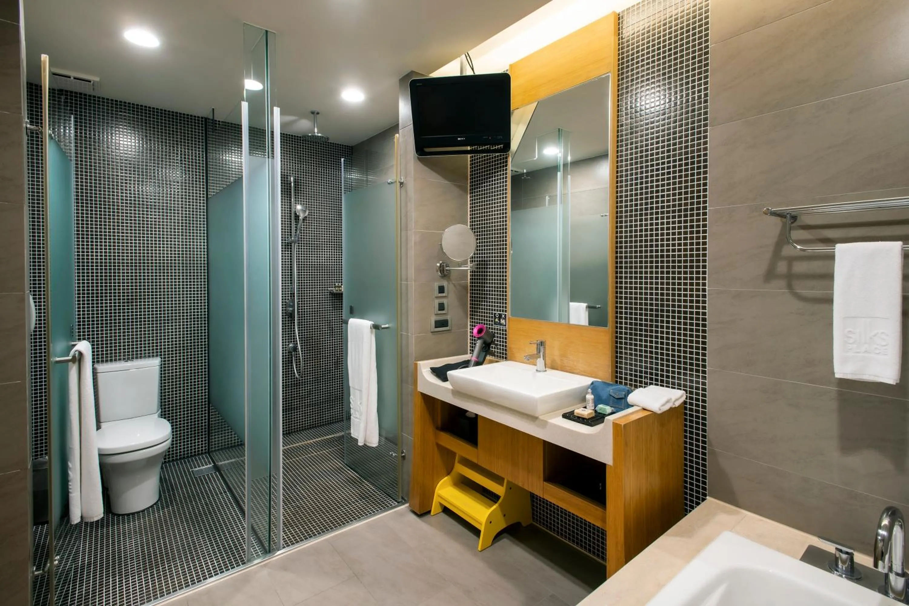 Bathroom in Silks Place Yilan