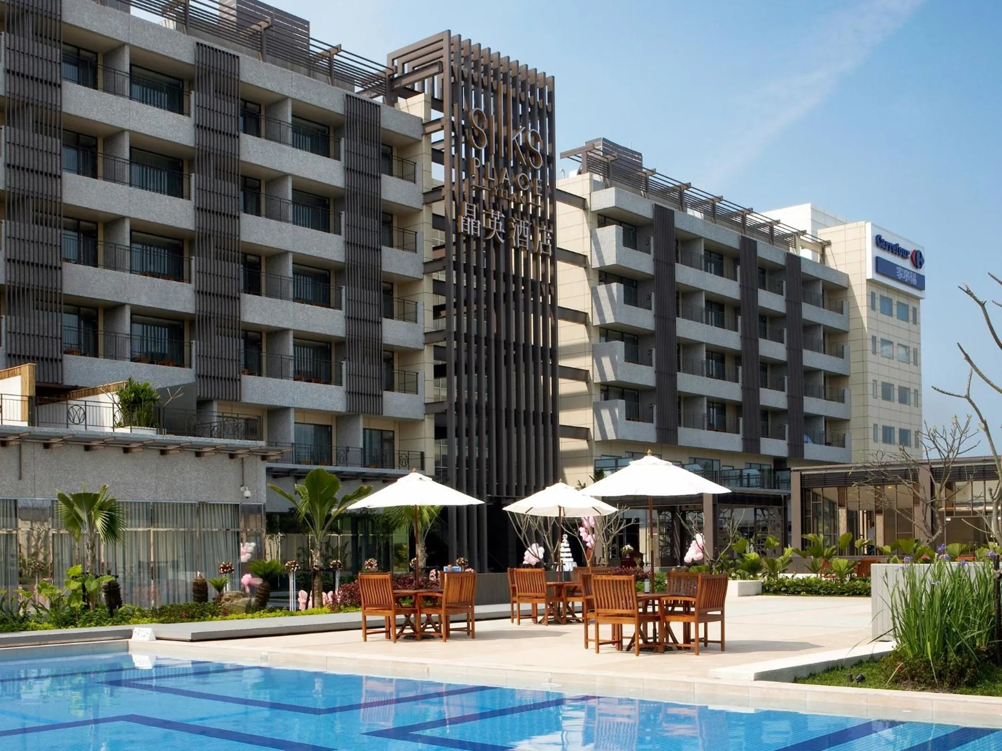 Facade/entrance in Silks Place Yilan