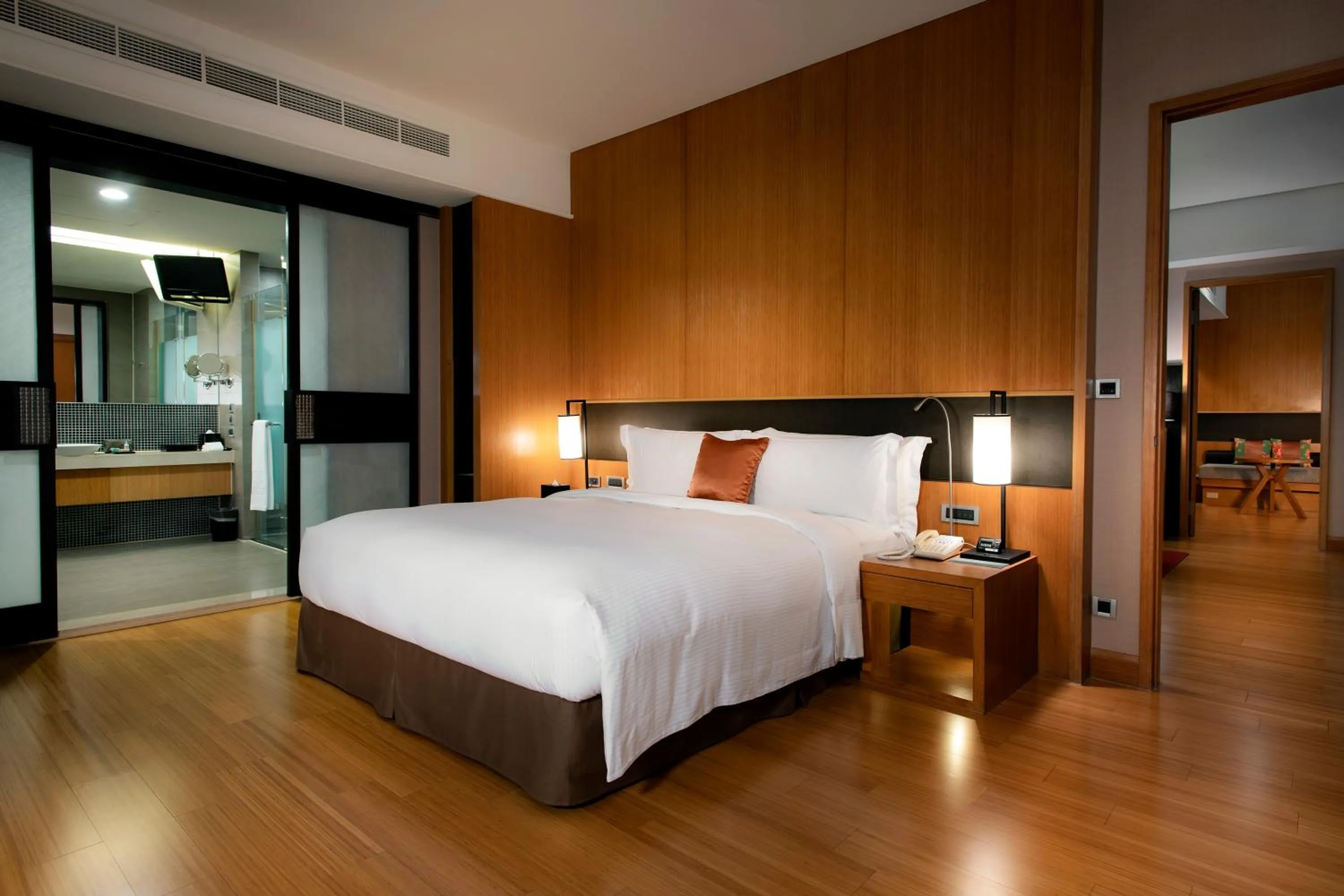 Bed in Silks Place Yilan