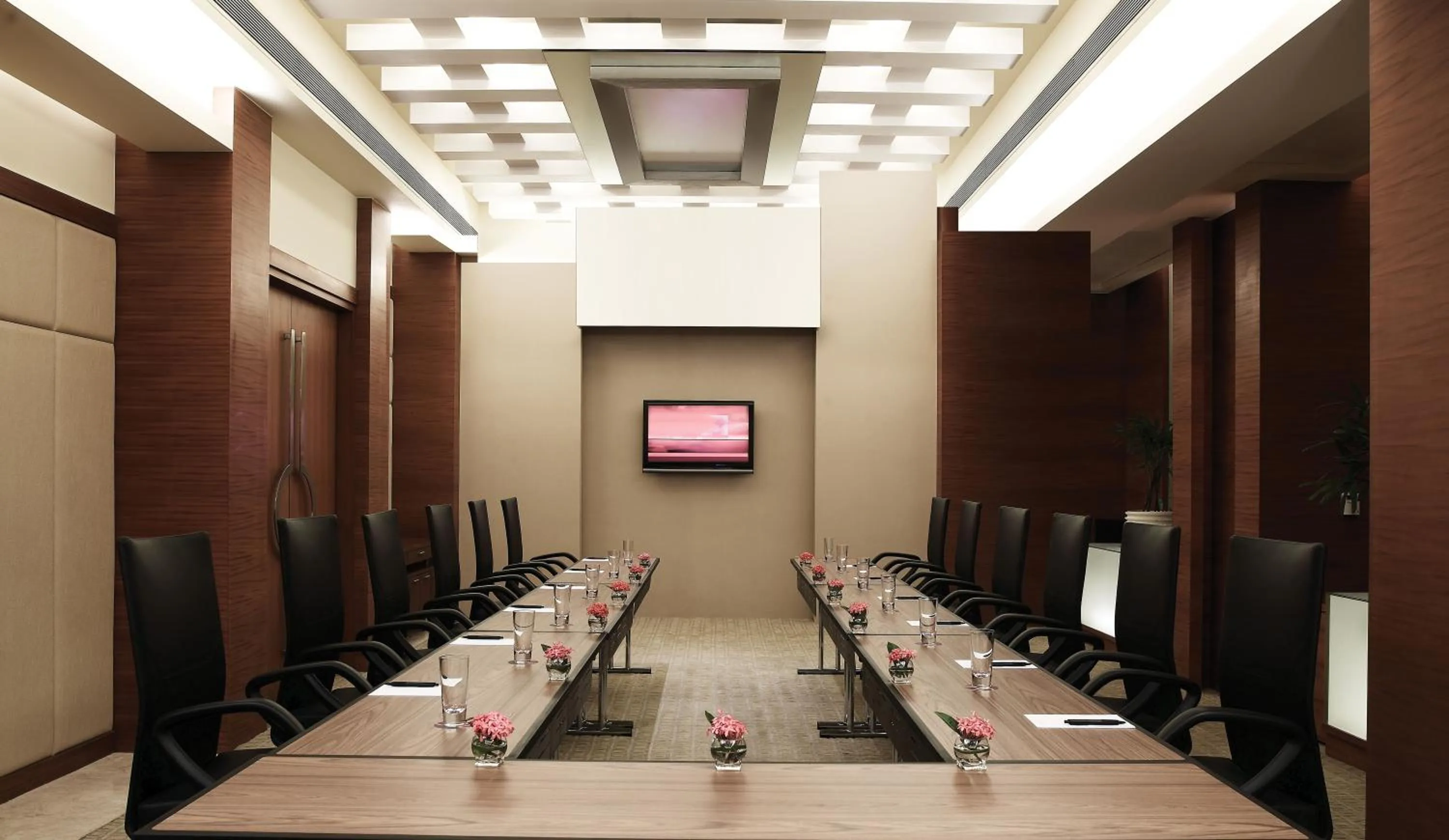 Business facilities in Vivanta Goa, Panaji