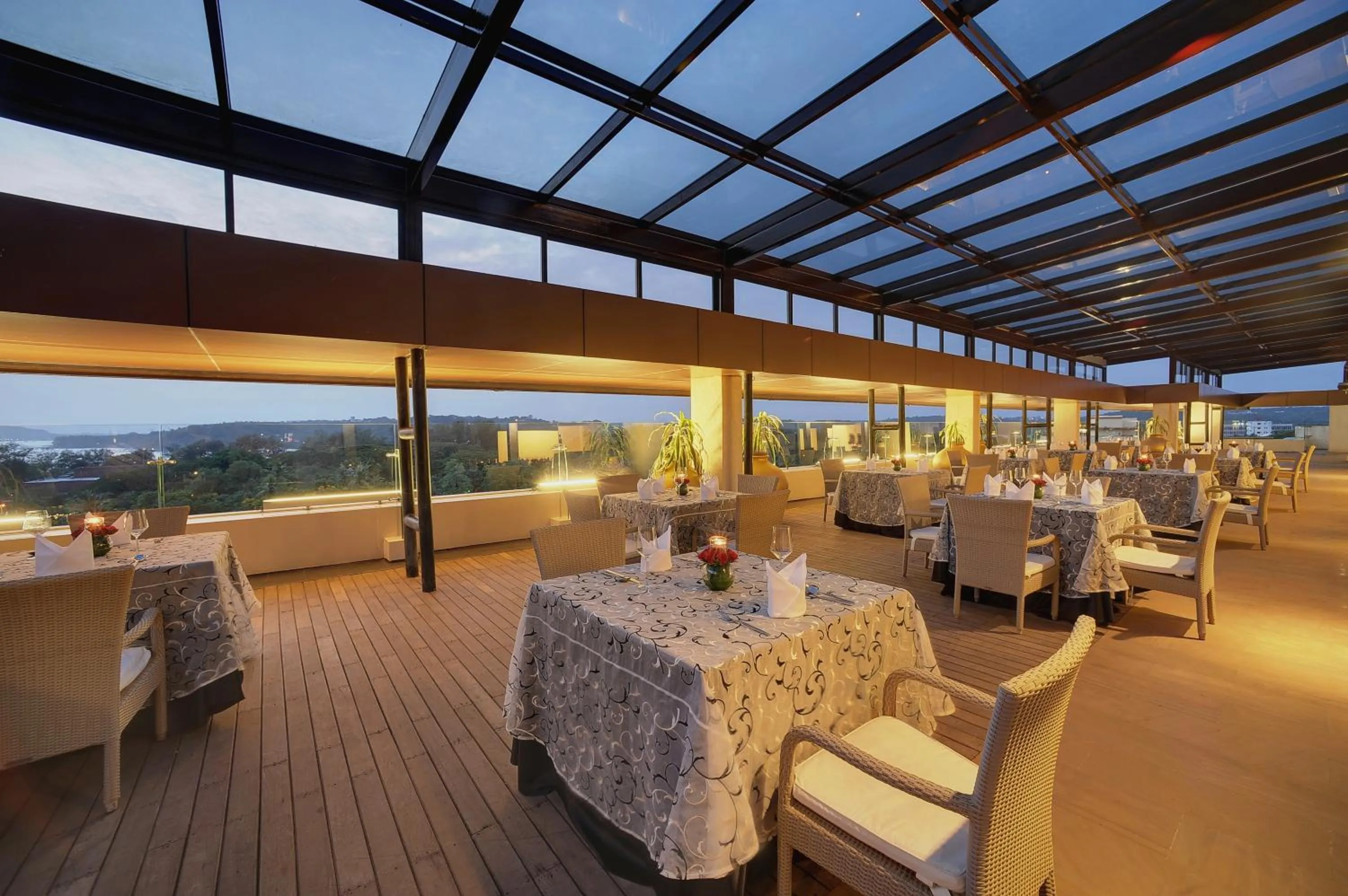 Restaurant/places to eat in Vivanta Goa, Panaji