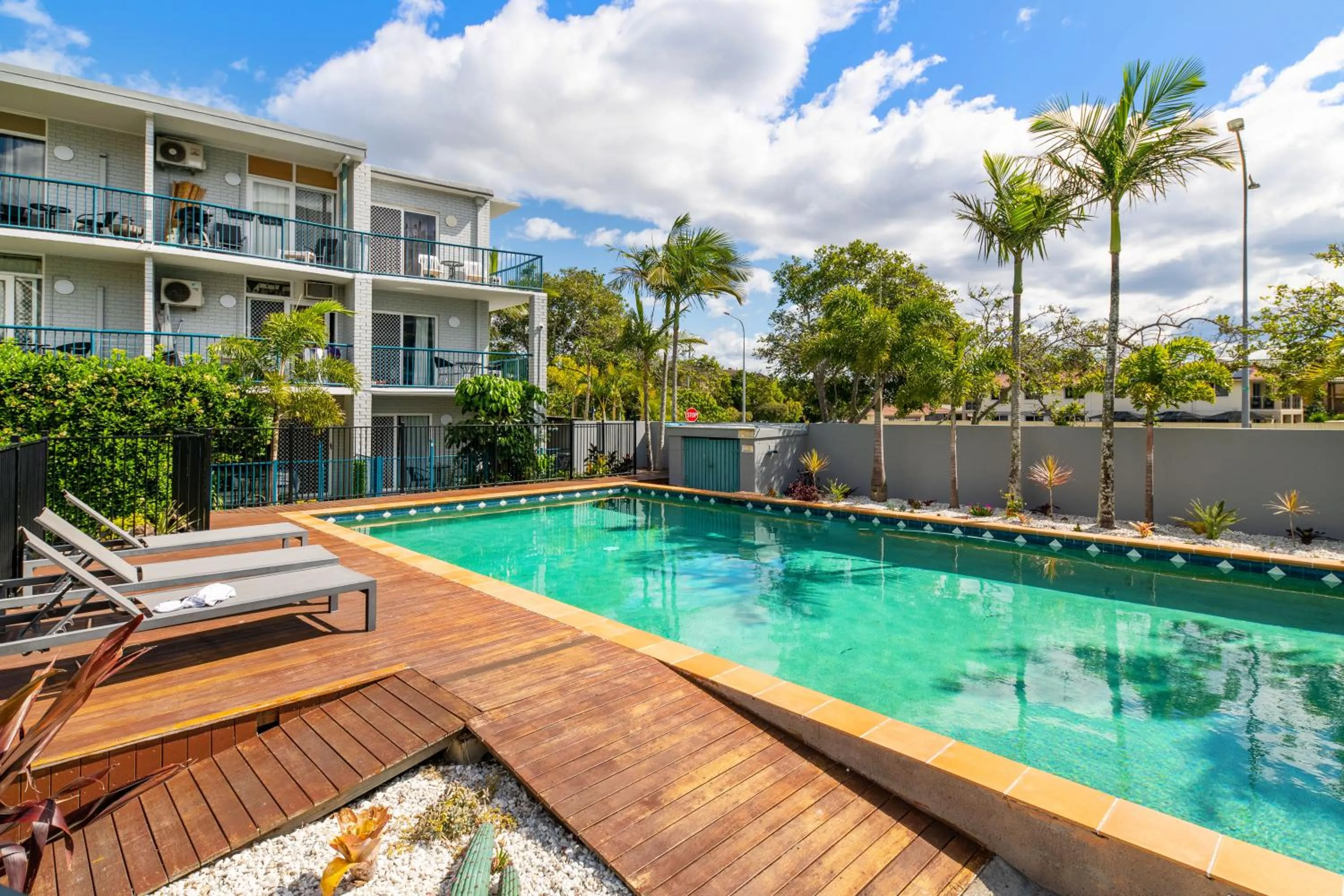 Broadwater Keys Holiday Apartments