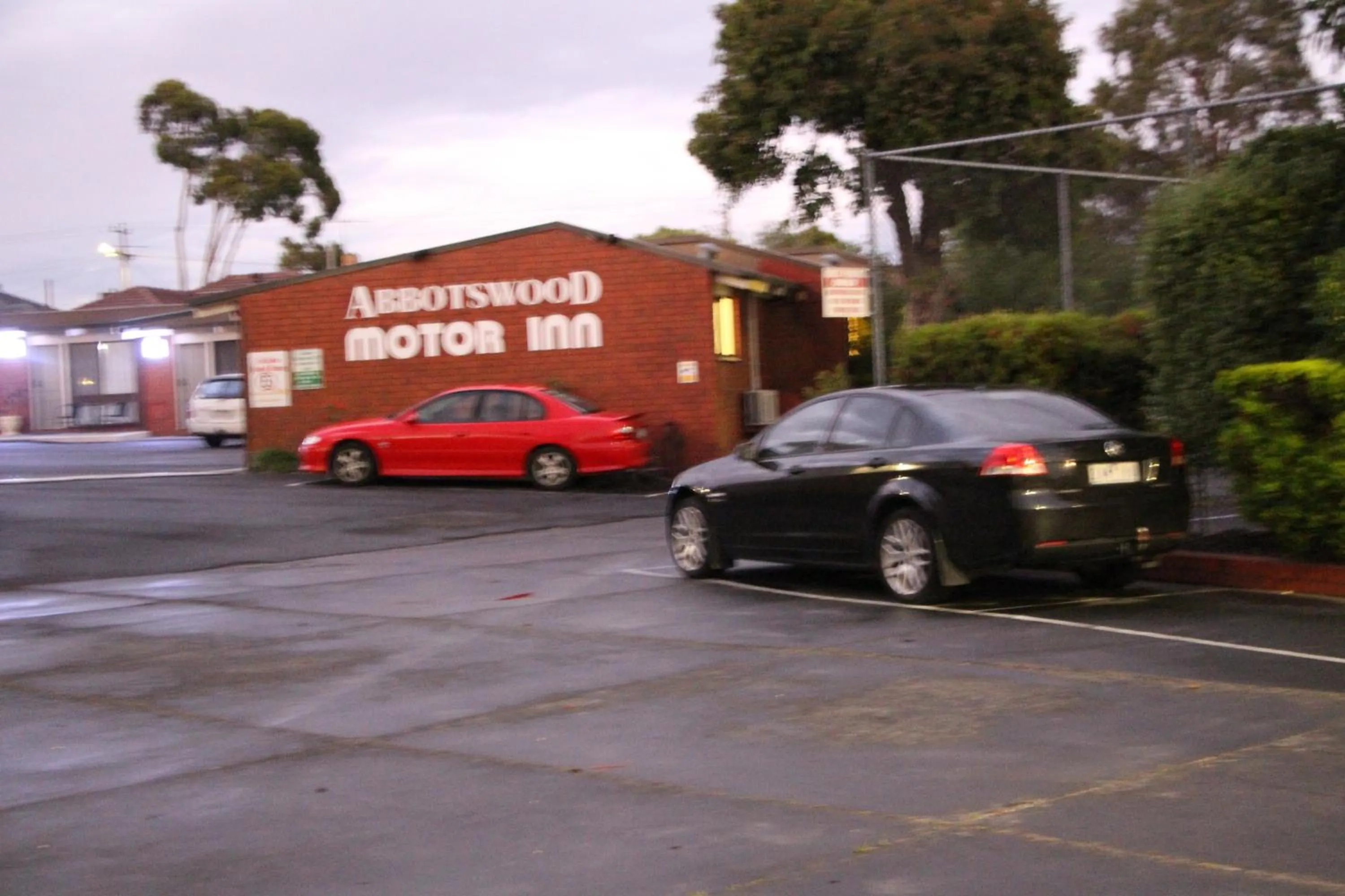 Property building in Abbotswood Motor Inn