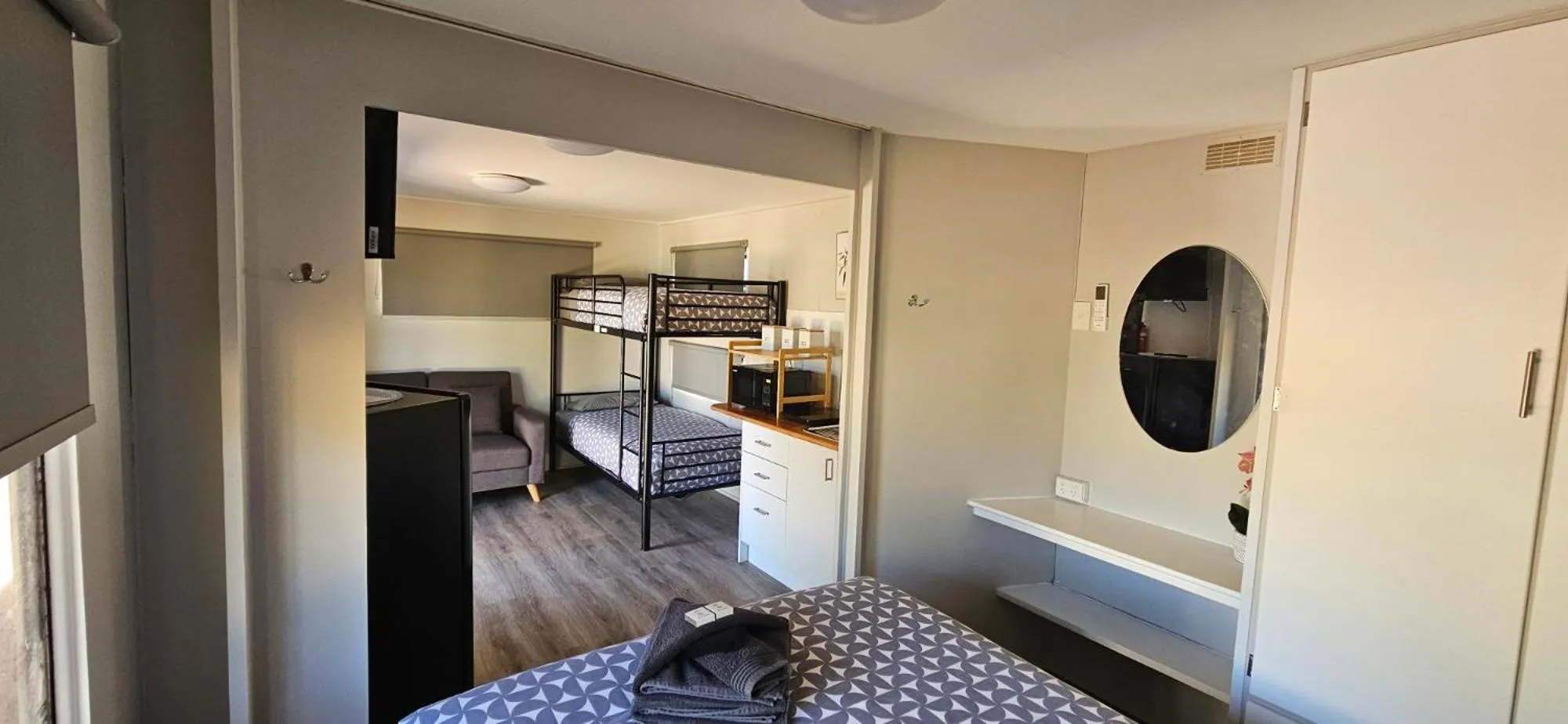 Photo of the whole room in Drummond Cove Holiday Park